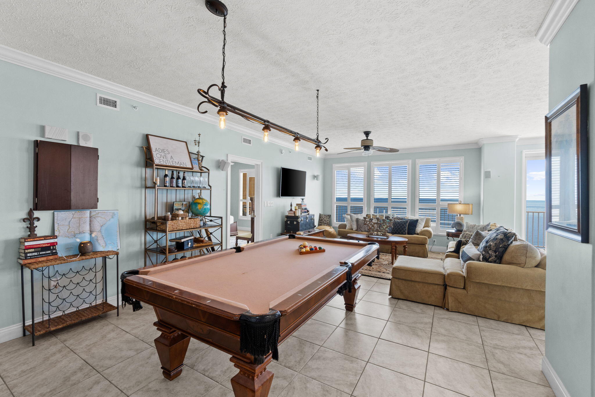 5004 Thomas Drive Panama City Beach FL 32408