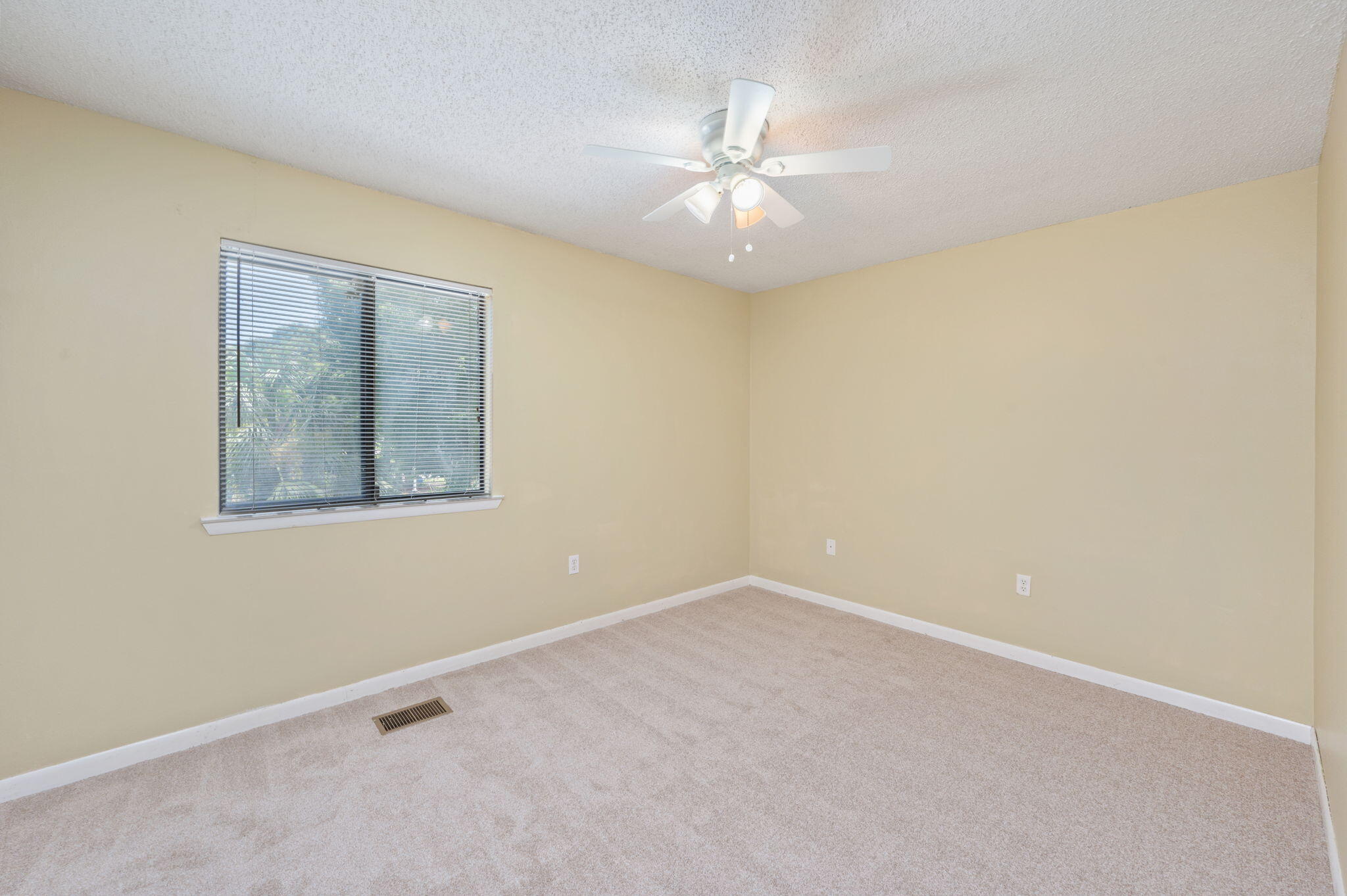 902 Tokalon Court Fort Walton Beach FL 32547