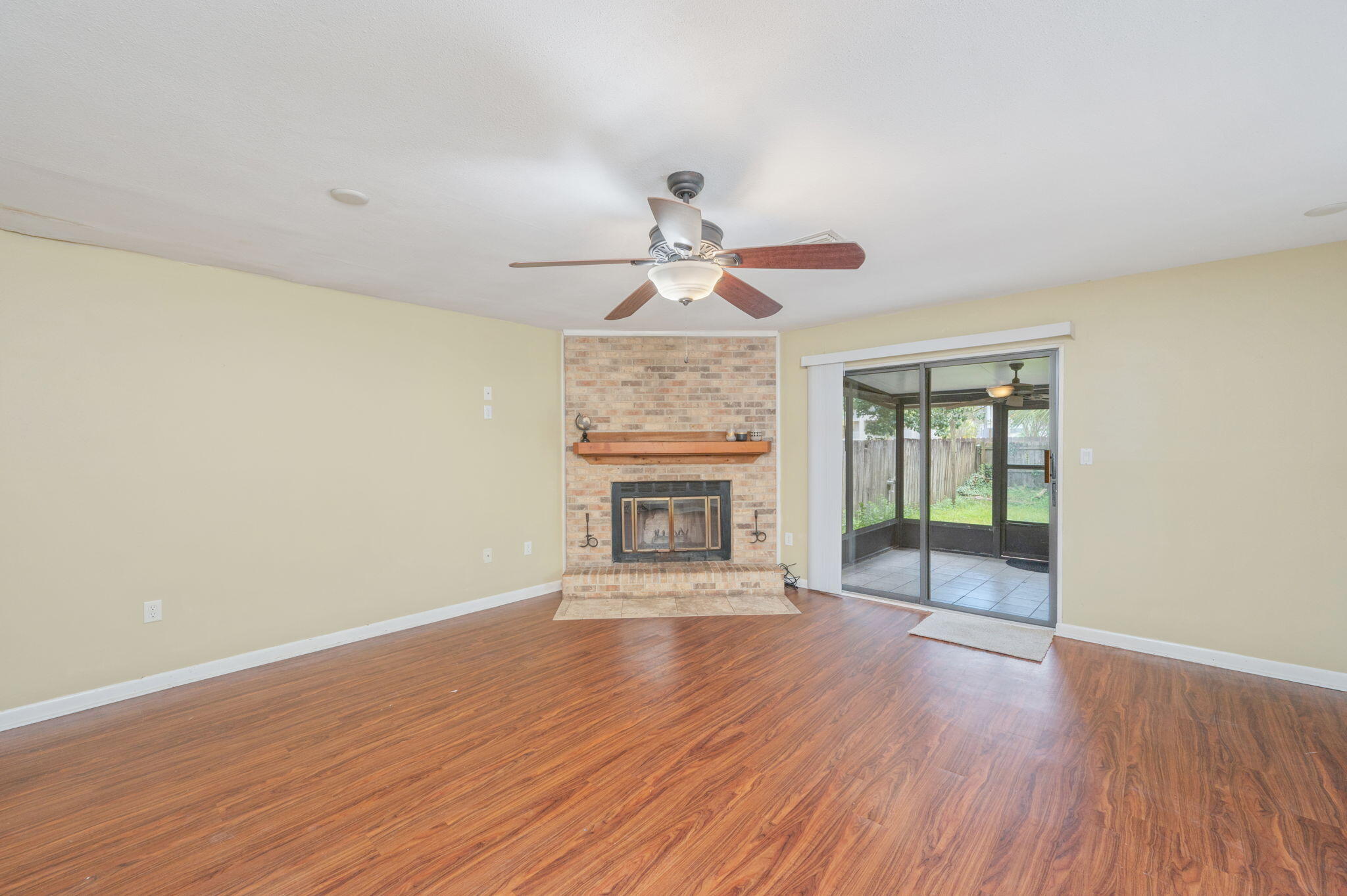 902 Tokalon Court Fort Walton Beach FL 32547