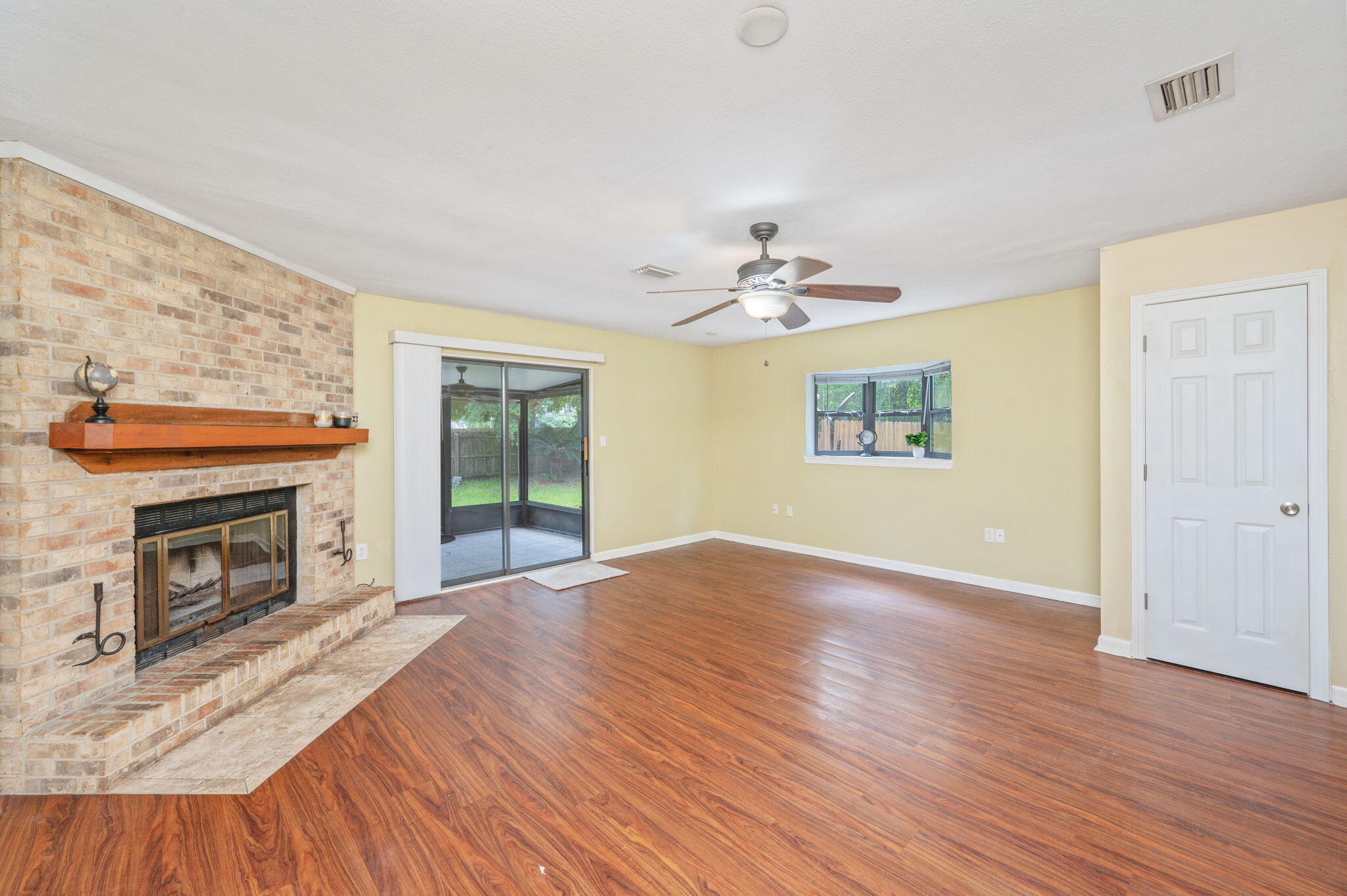 902 Tokalon Court Fort Walton Beach FL 32547