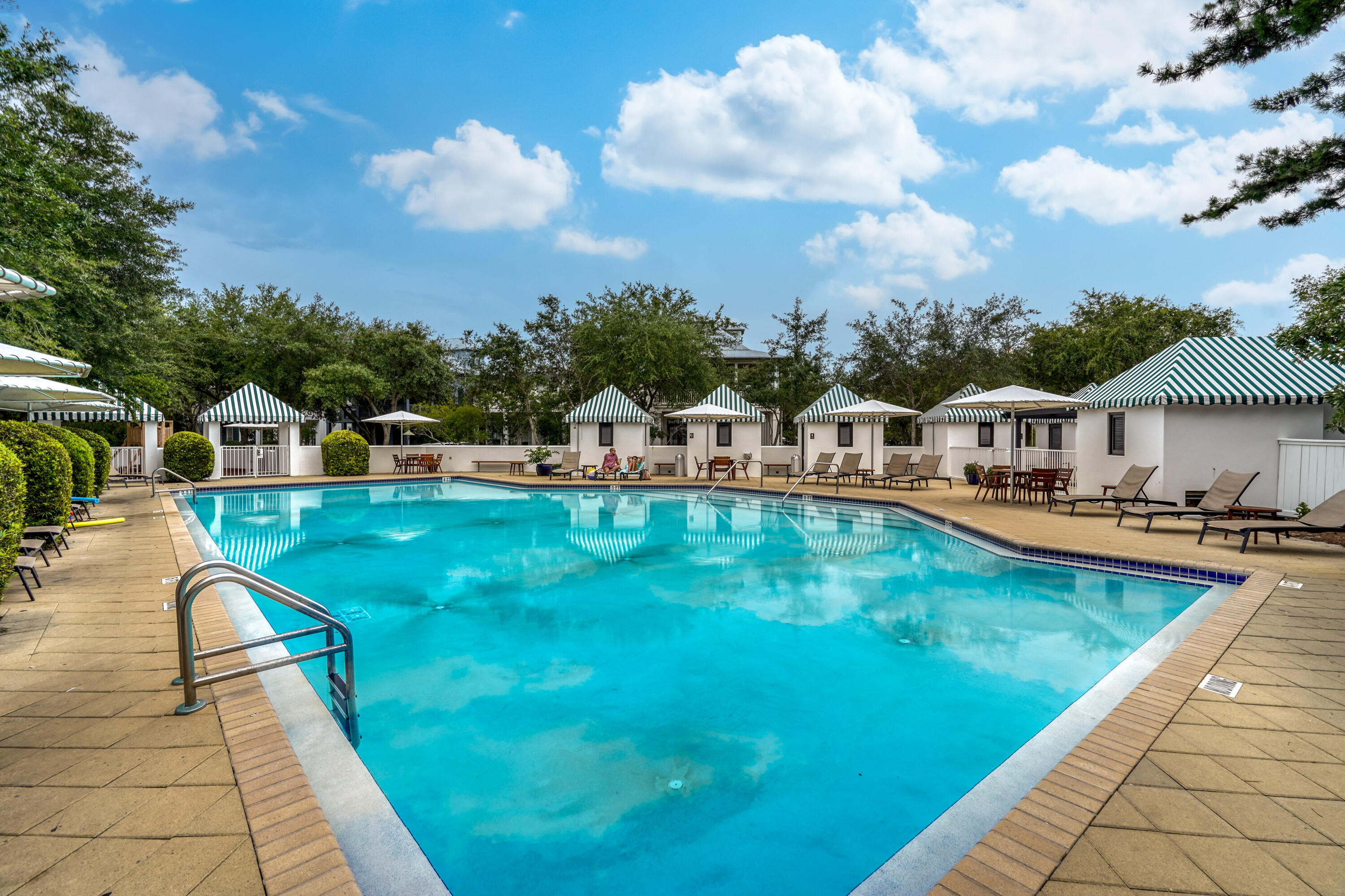 84 N Barrett Square Rosemary Beach FL 32461
