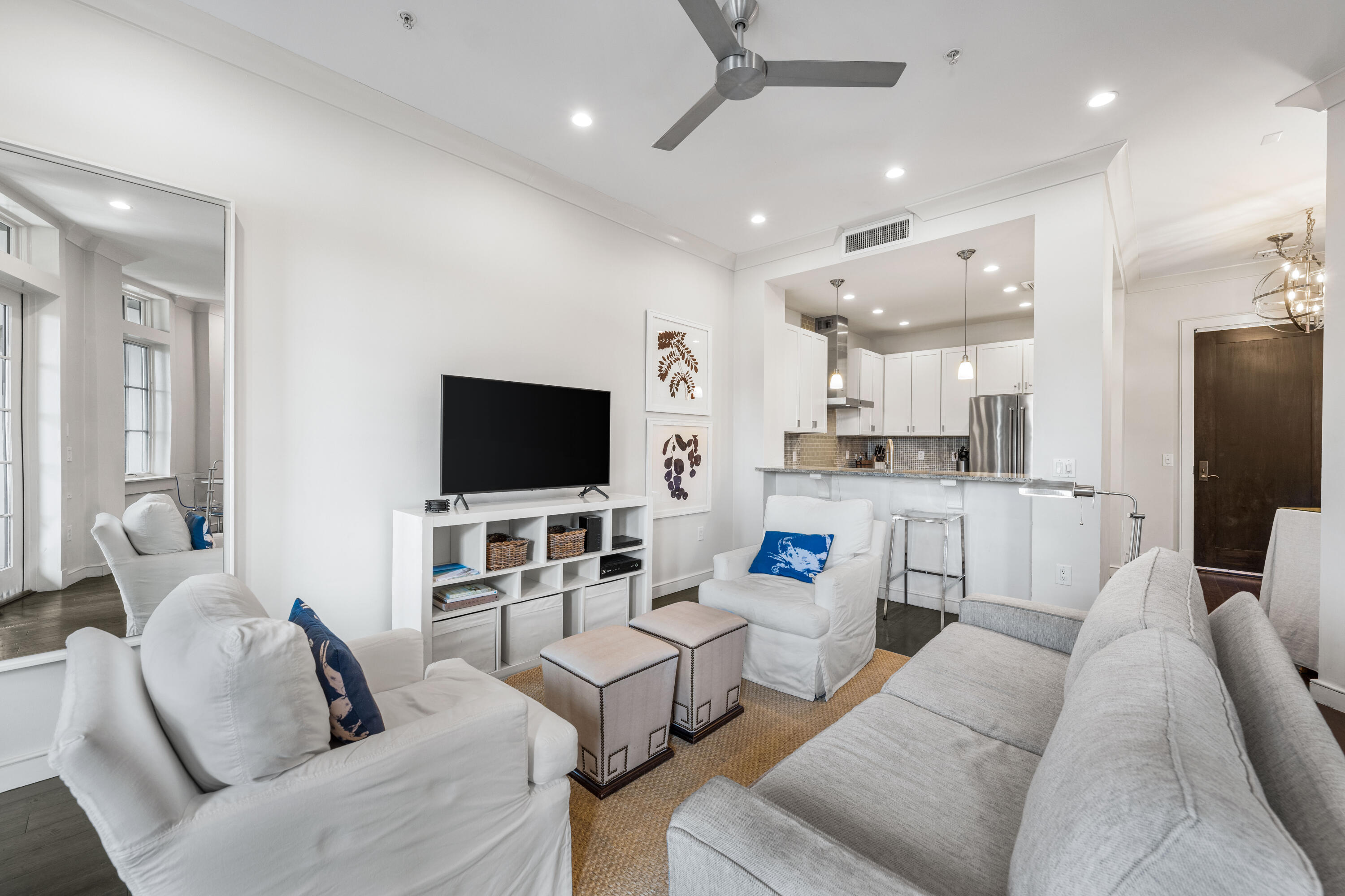 84 N Barrett Square Rosemary Beach FL 32461