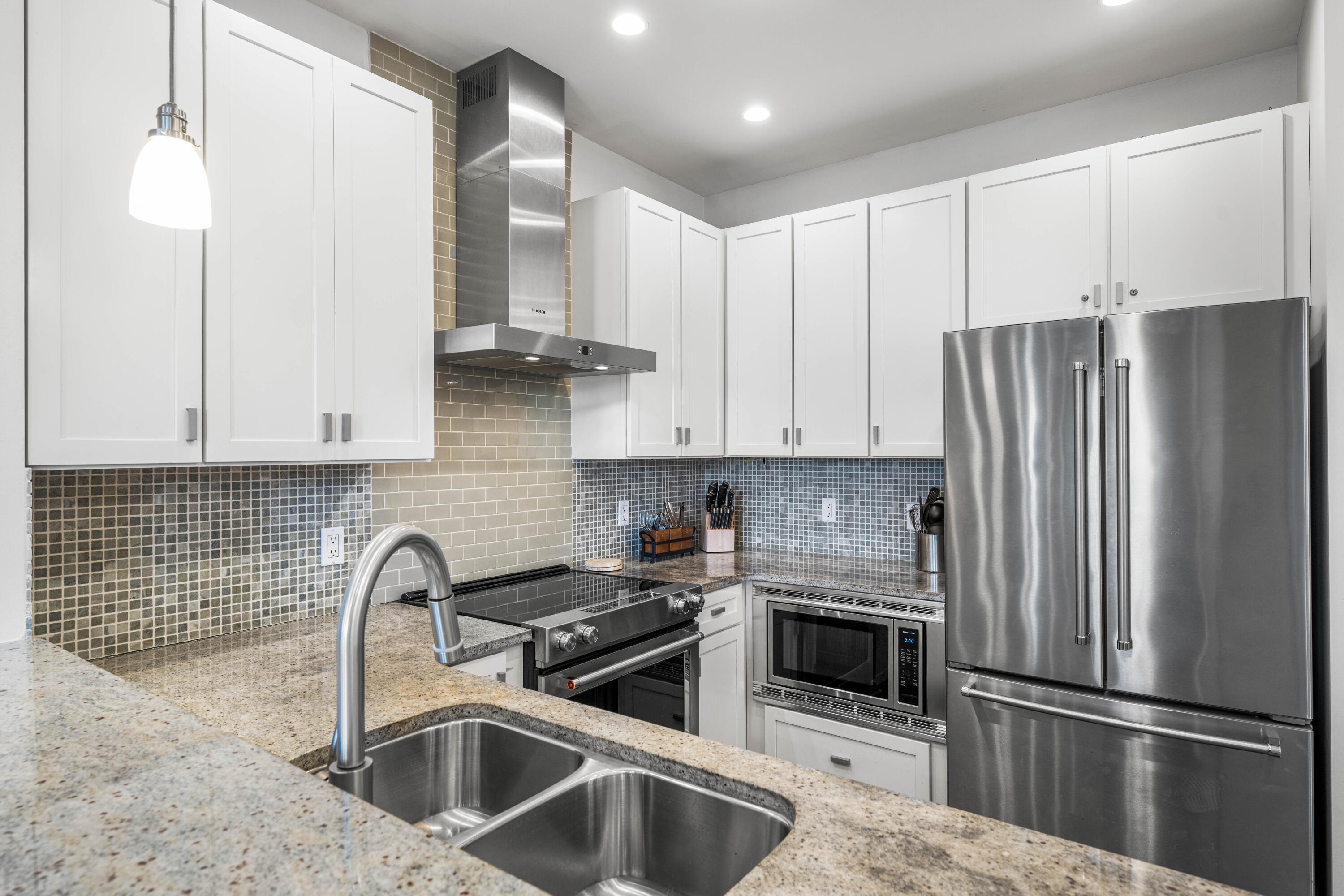 84 N Barrett Square Rosemary Beach FL 32461