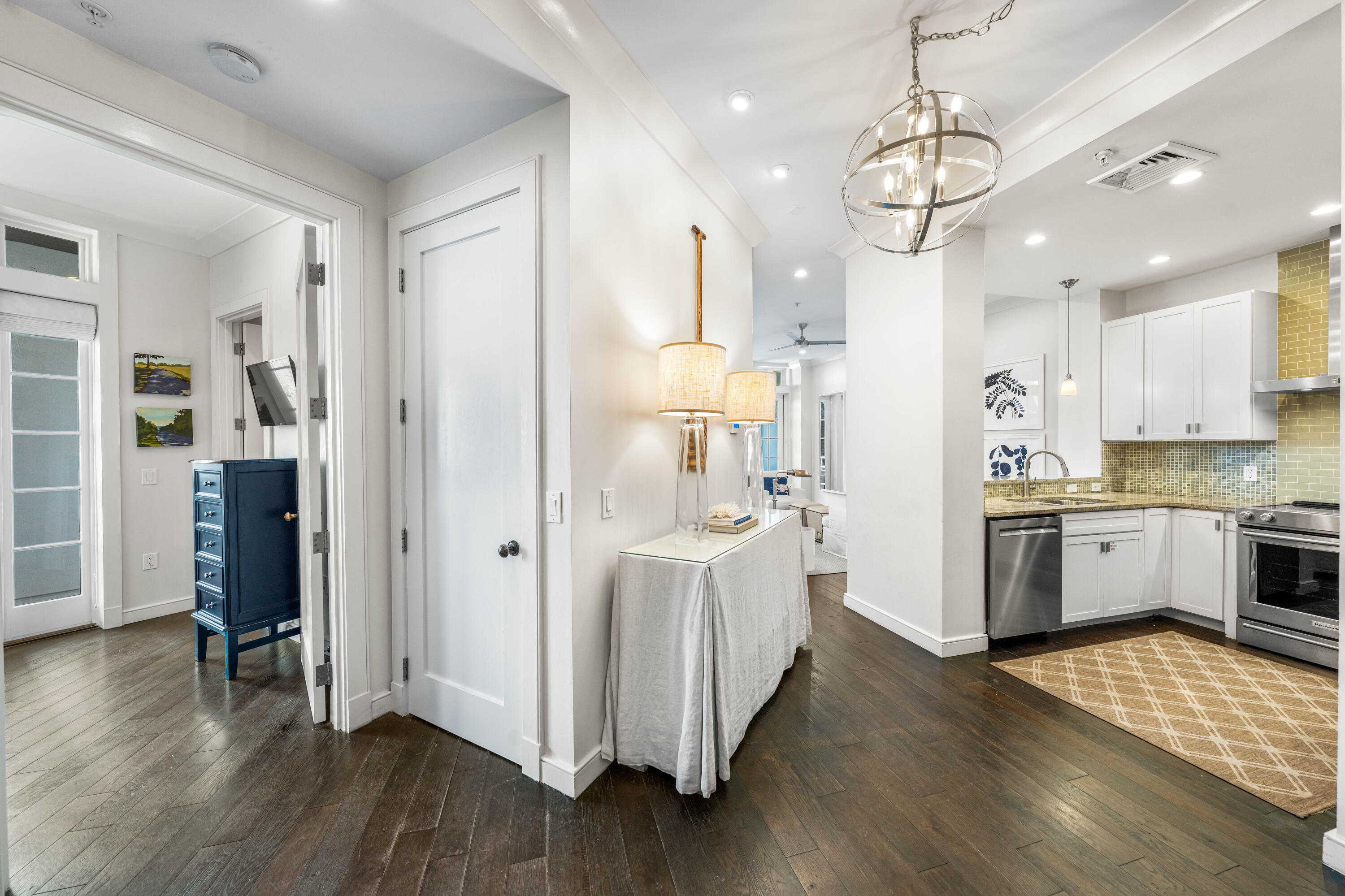 84 N Barrett Square Rosemary Beach FL 32461