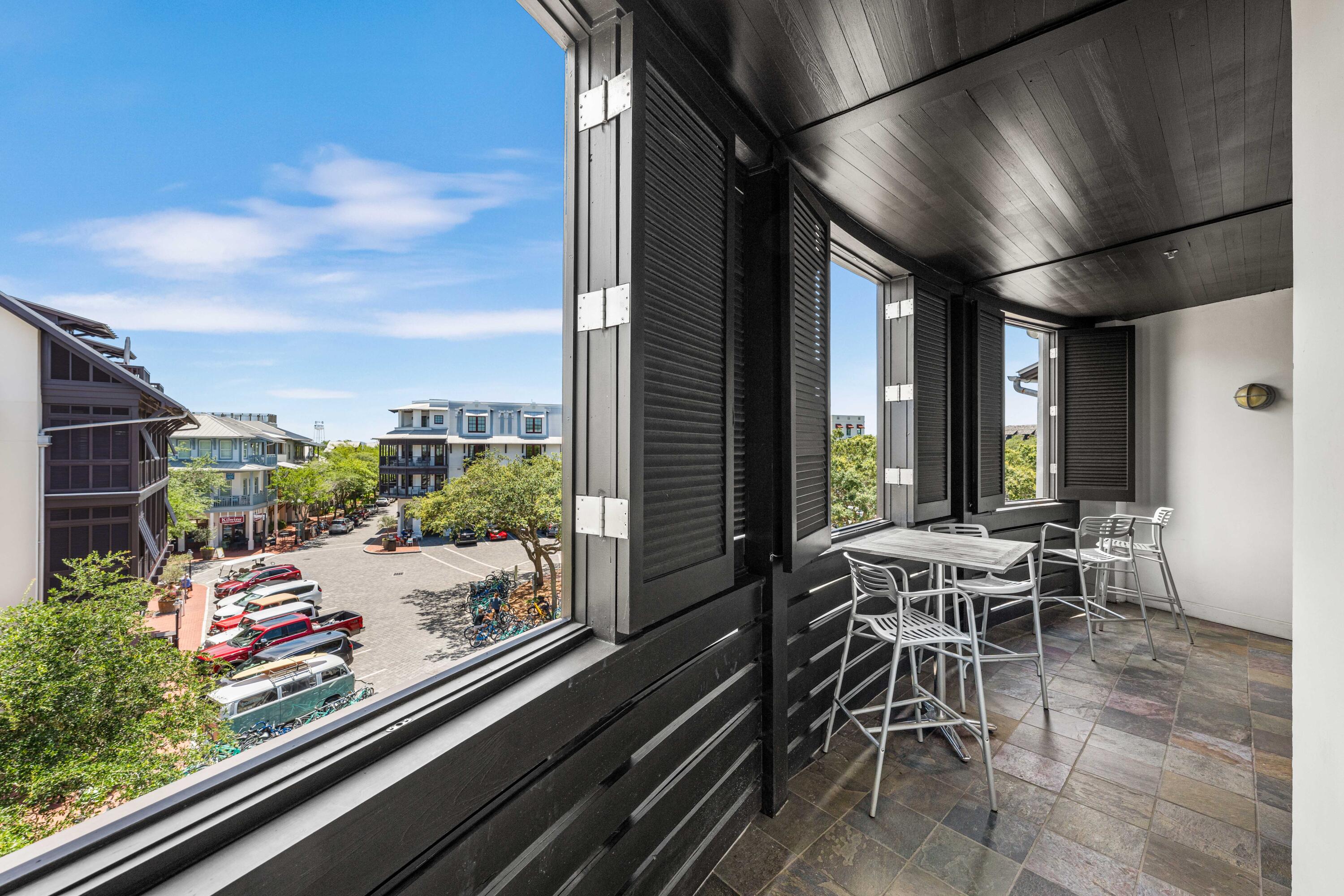 84 N Barrett Square Rosemary Beach FL 32461