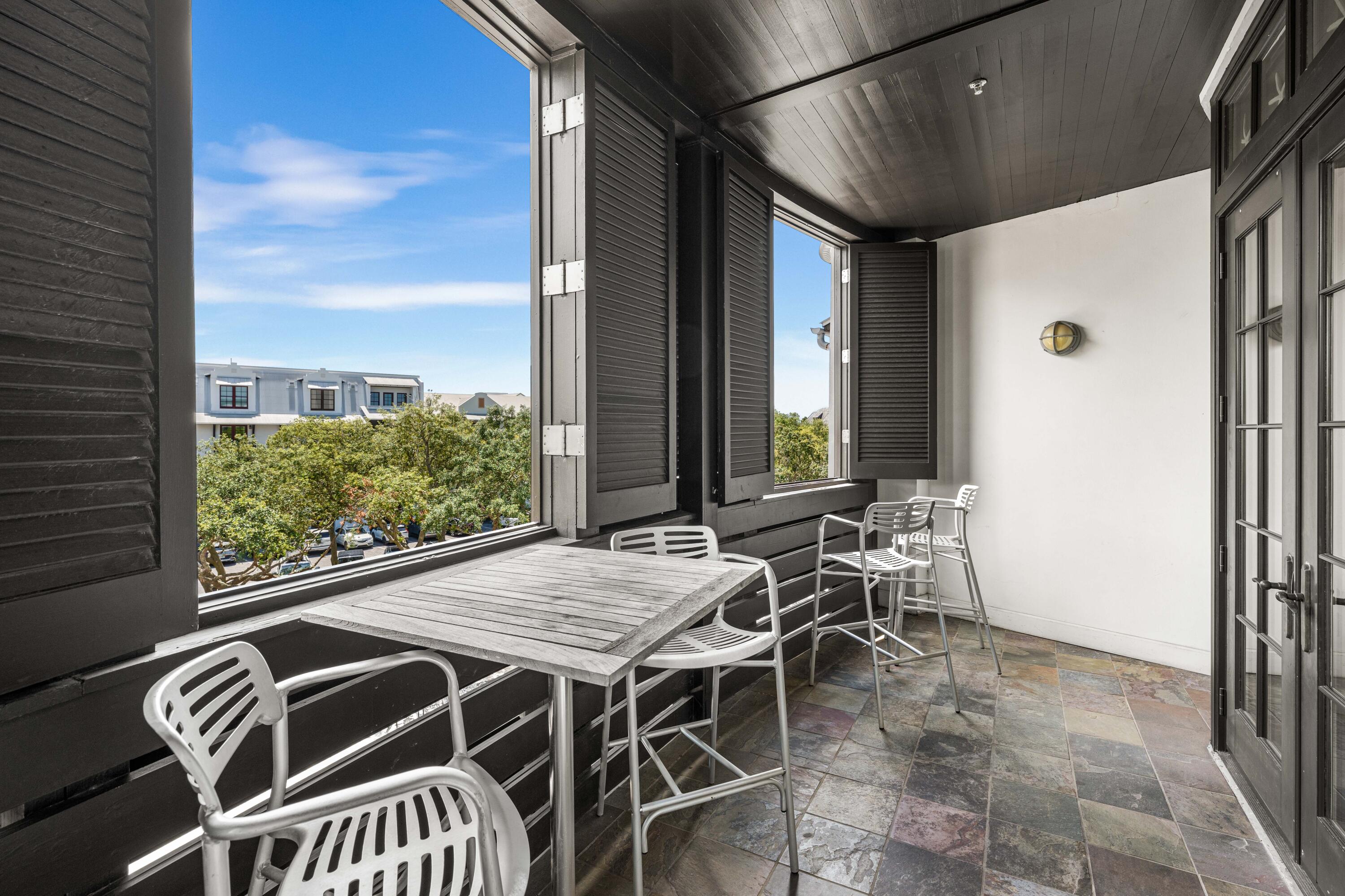 84 N Barrett Square Rosemary Beach FL 32461