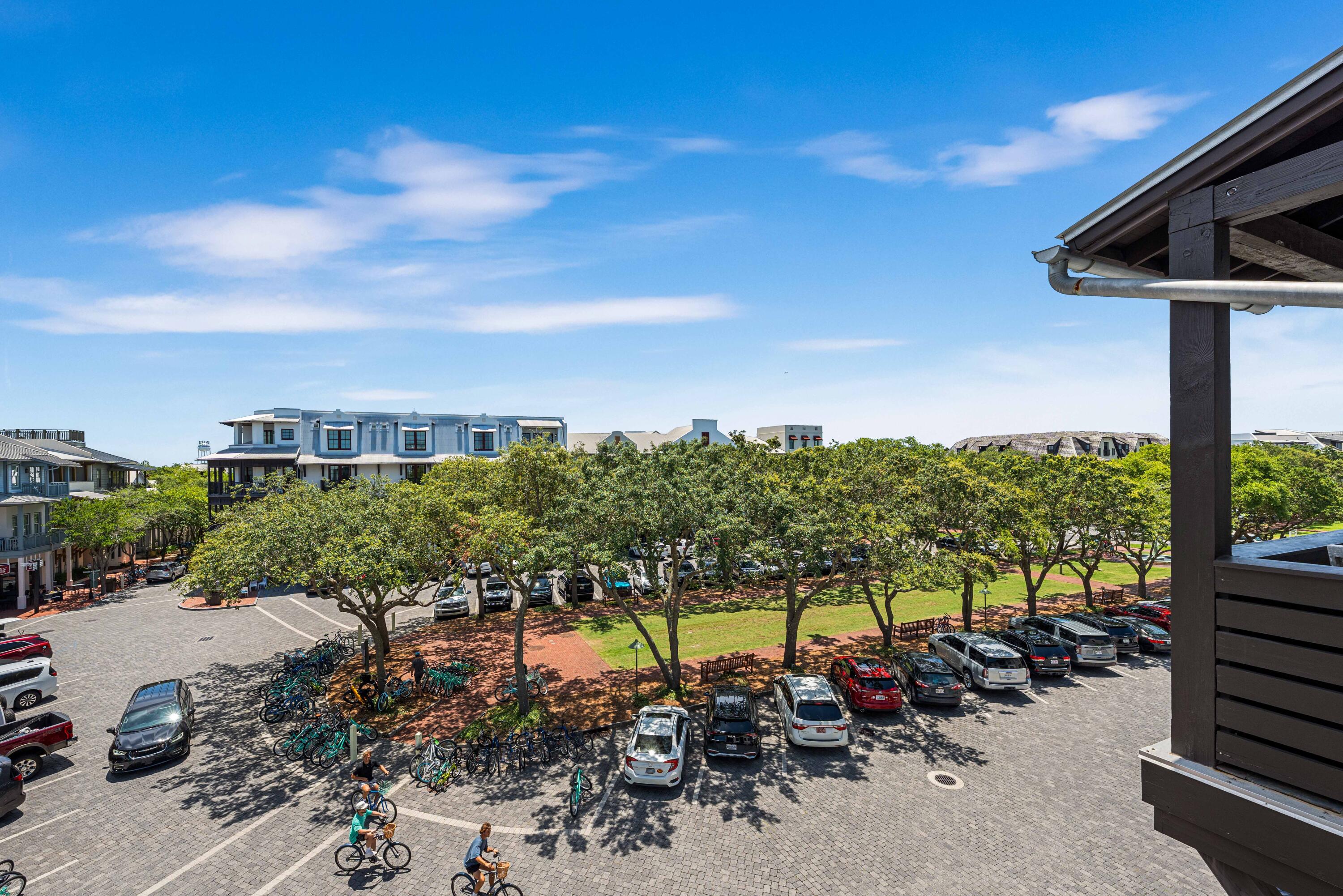 84 N Barrett Square Rosemary Beach FL 32461
