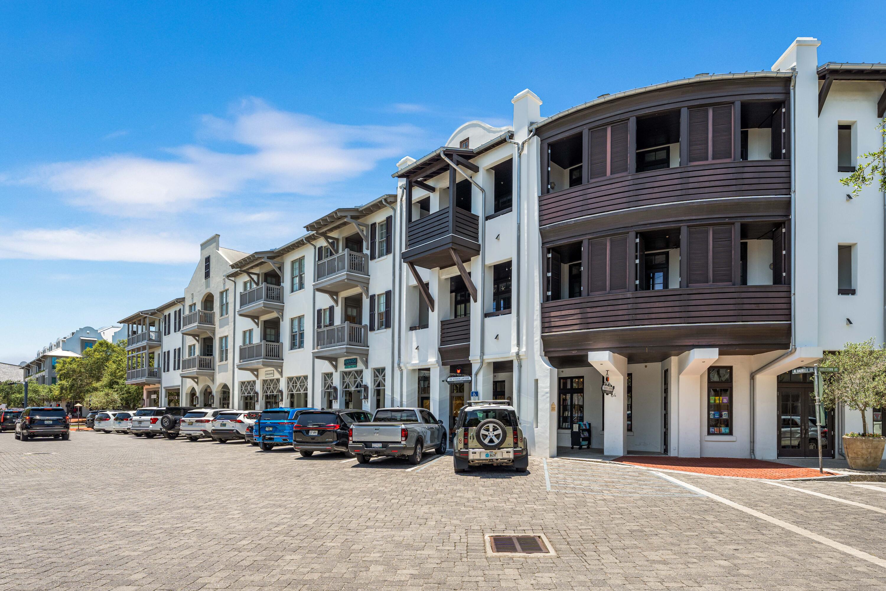 84 N Barrett Square Rosemary Beach FL 32461