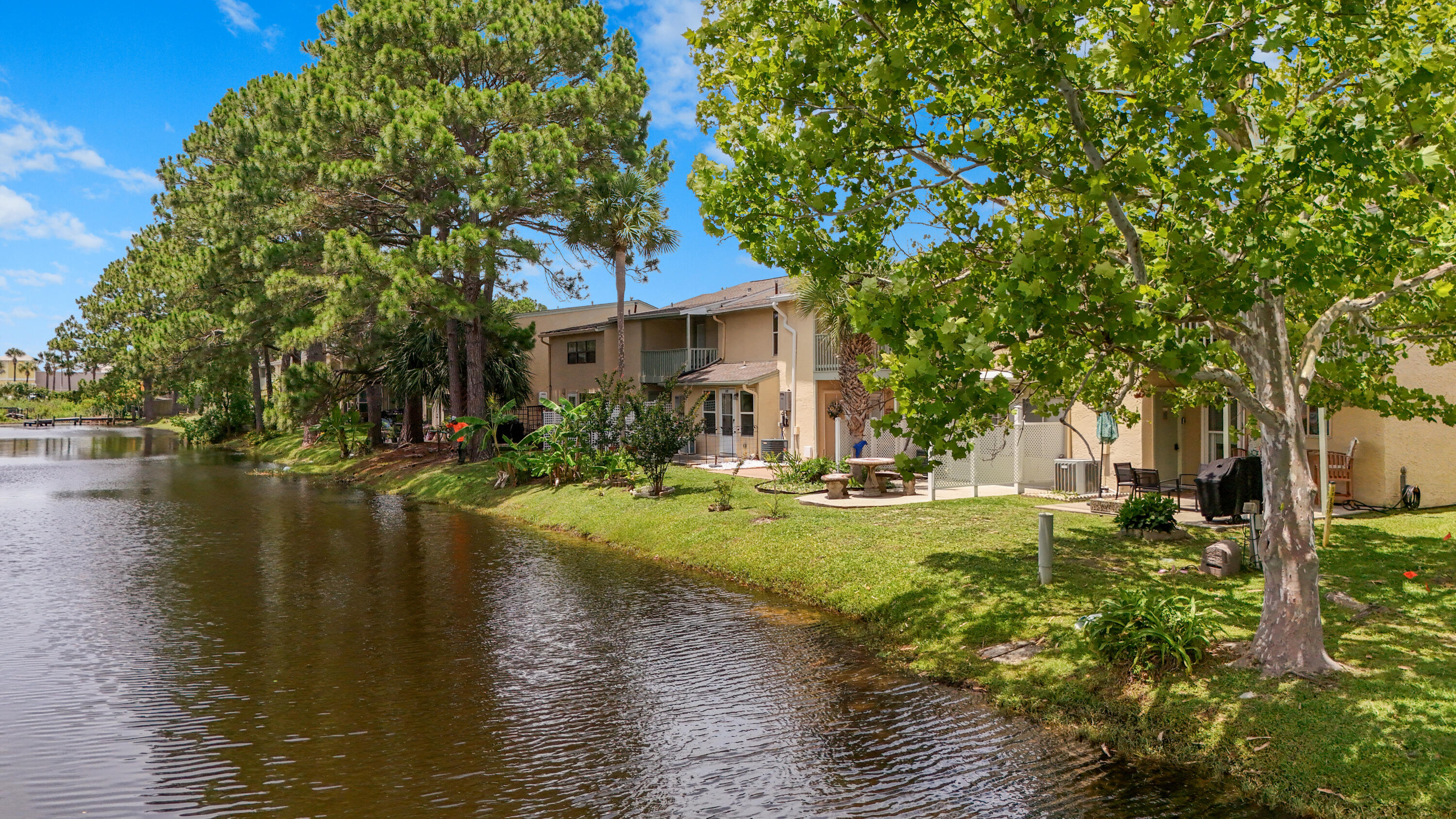 122 Robin Lane Panama City Beach FL 32407