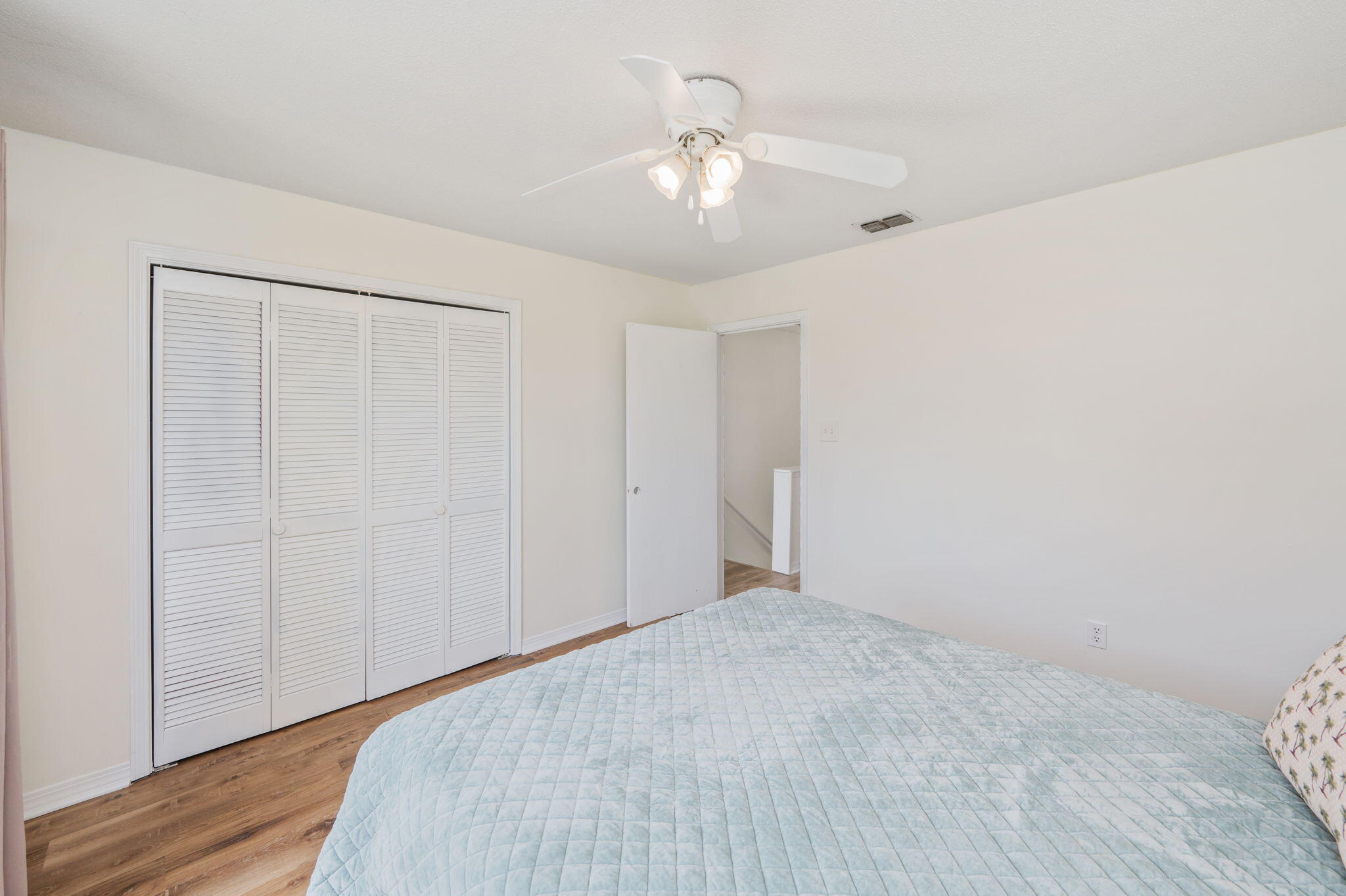 8468 Gulf Boulevard Navarre FL 32566