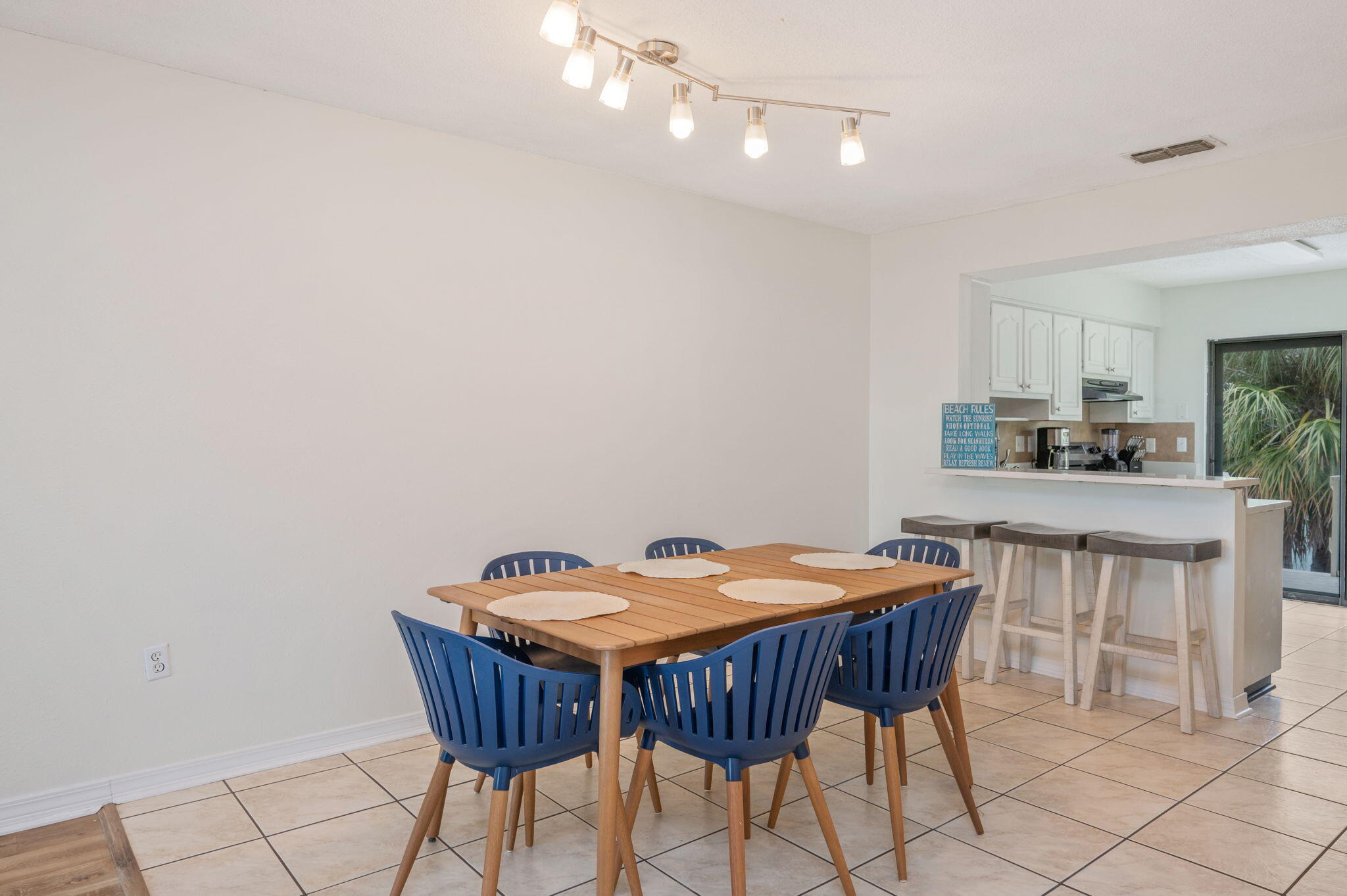 8468 Gulf Boulevard Navarre FL 32566