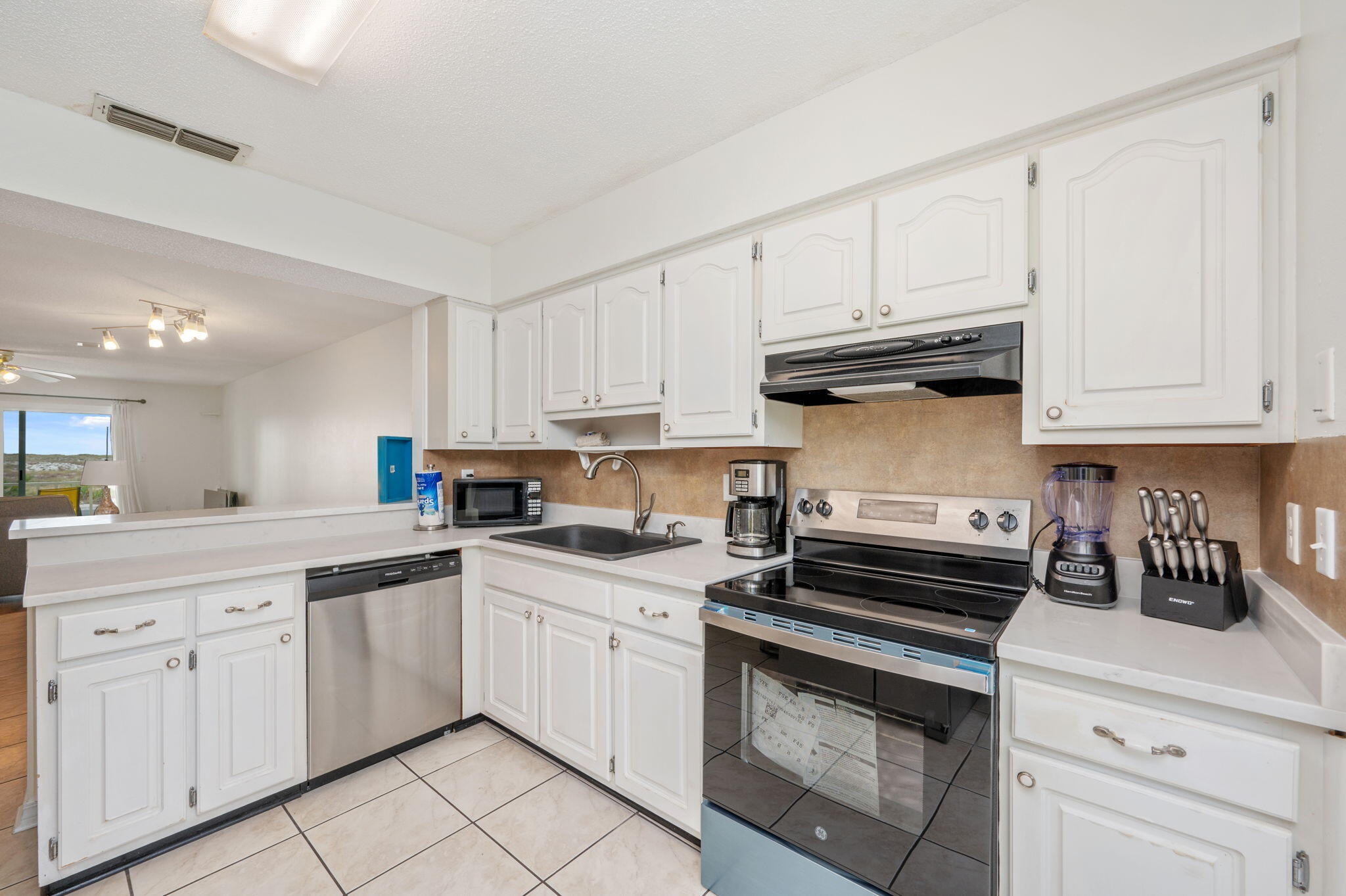 8468 Gulf Boulevard Navarre FL 32566