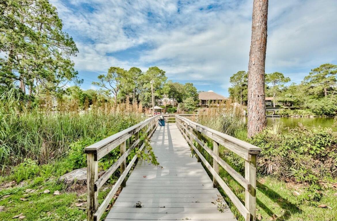 169 Bayou Drive Destin FL 32541