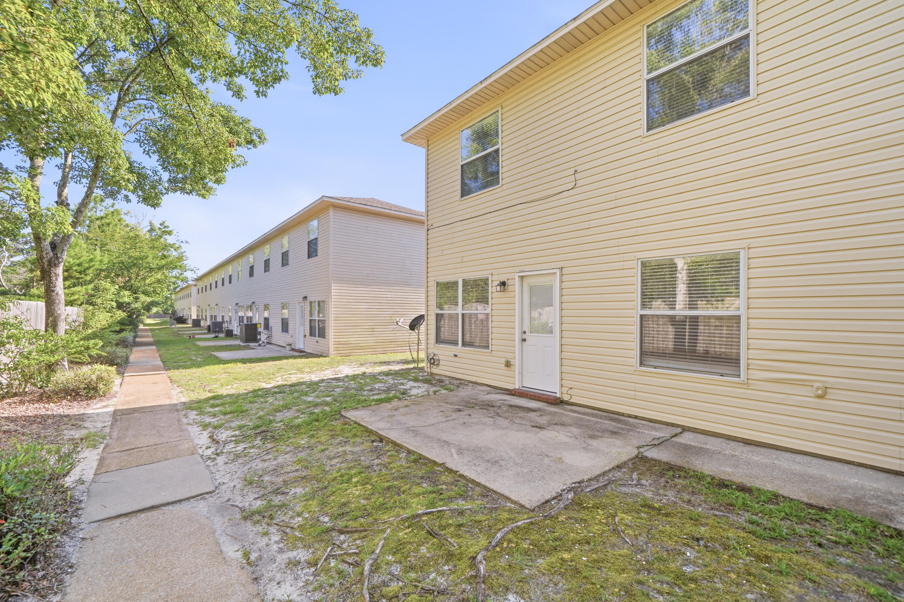 2168 Hadleigh Hills Court Navarre FL 32566