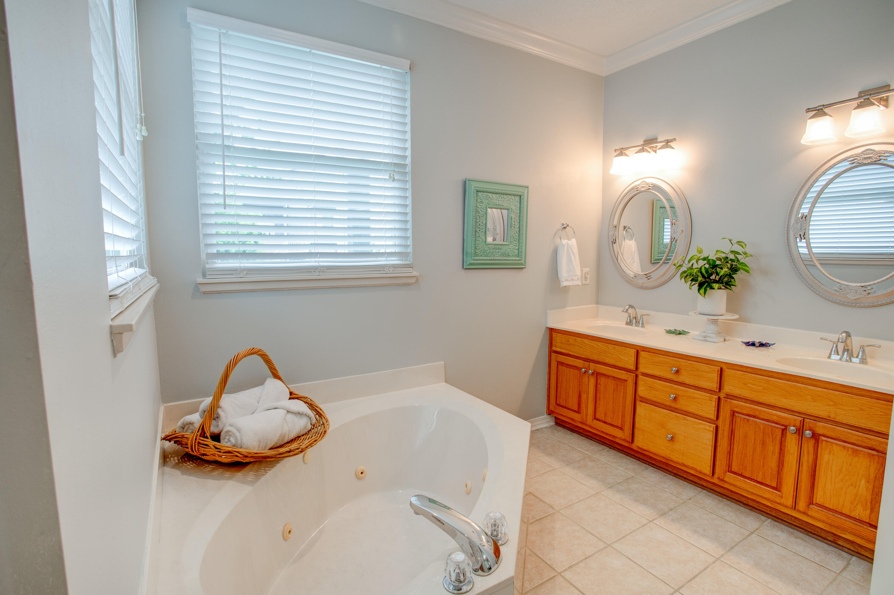 1188 N Bayshore Drive Valparaiso FL 32580