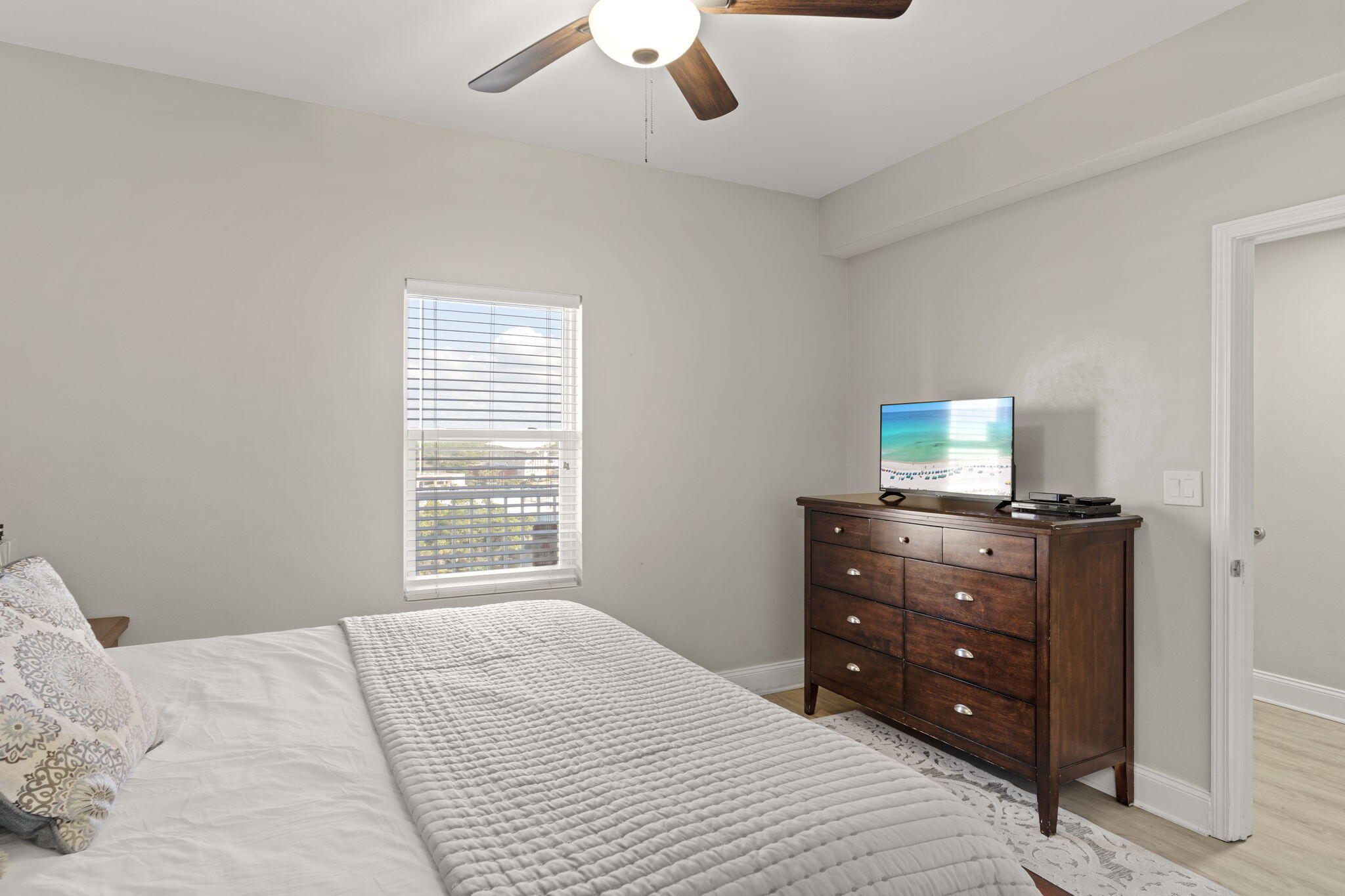 9860 S Thomas Drive Panama City Beach FL 32408