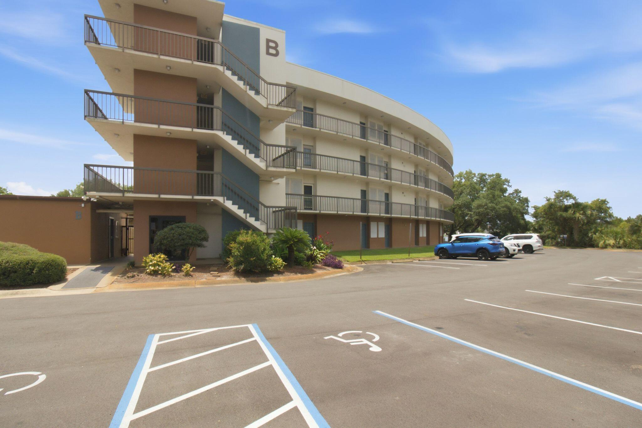 Fort Walton Beach FL, 214 SW Miracle Strip Parkway, Unit 406B