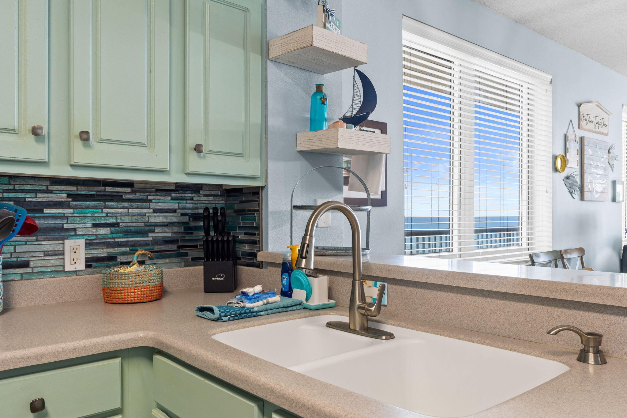 8575 Gulf Boulevard Navarre FL 32566