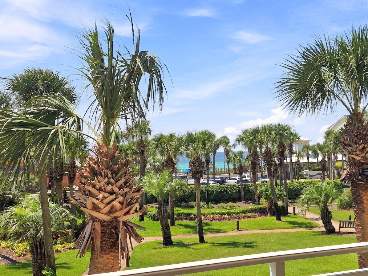 1751 Scenic Highway 98 Destin FL 32541
