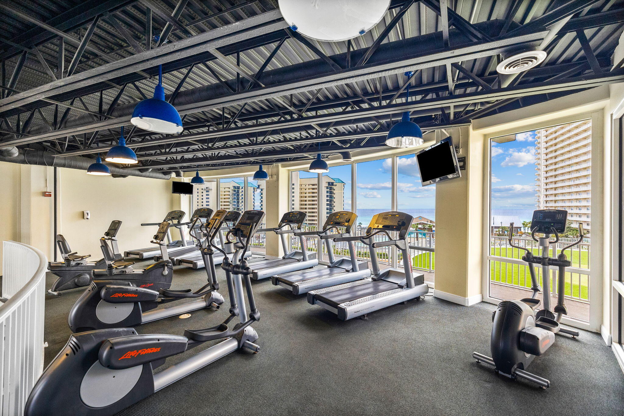 9902 S Thomas Drive Panama City Beach FL 32408