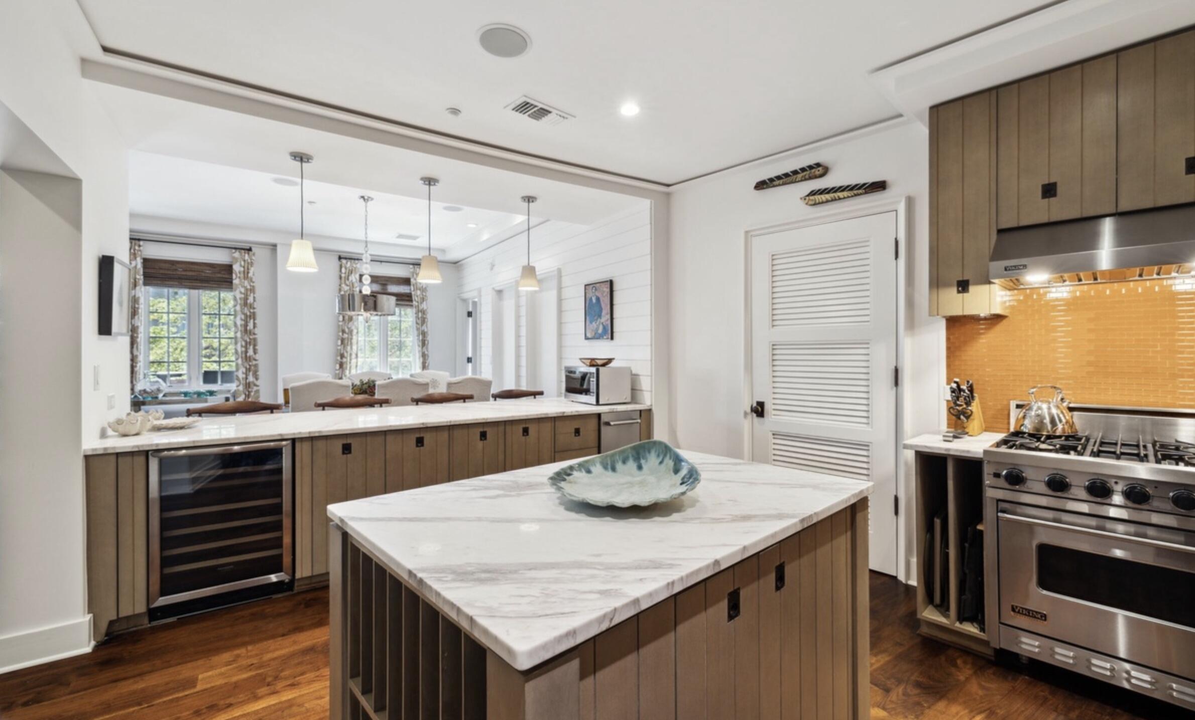 78 N Barrett Square Inlet Beach FL 32461