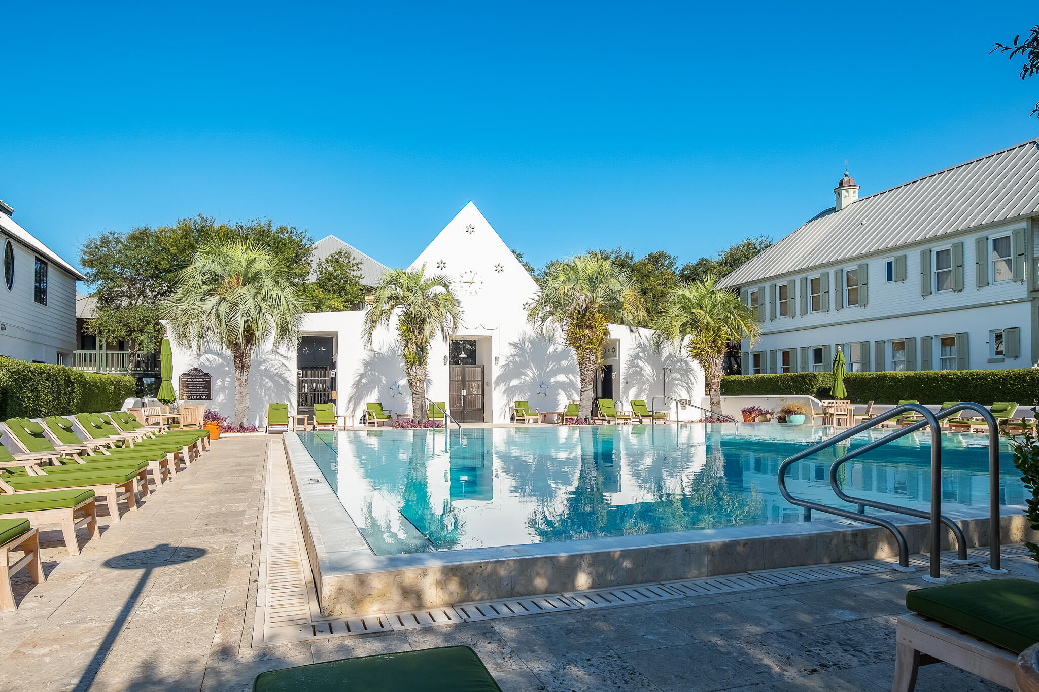 78 N Barrett Square Inlet Beach FL 32461