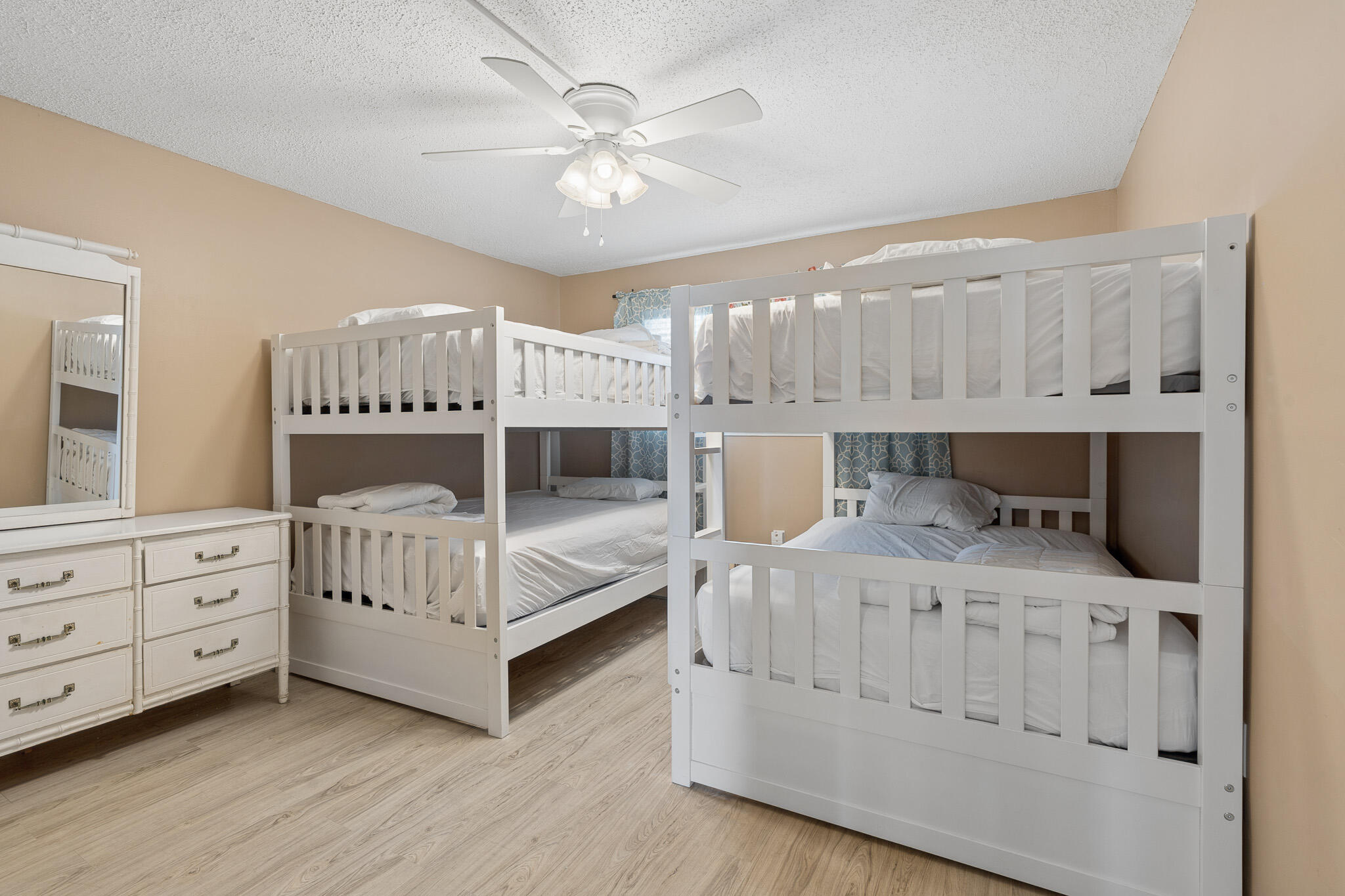 5801 Thomas Drive Panama City Beach FL 32408