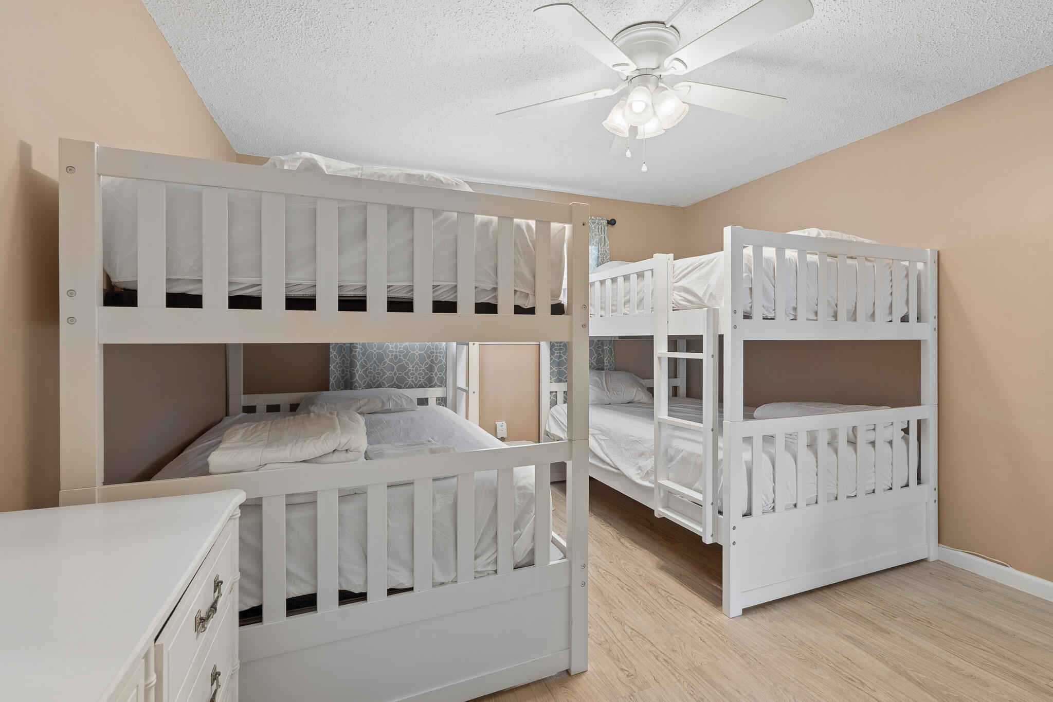 5801 Thomas Drive Panama City Beach FL 32408