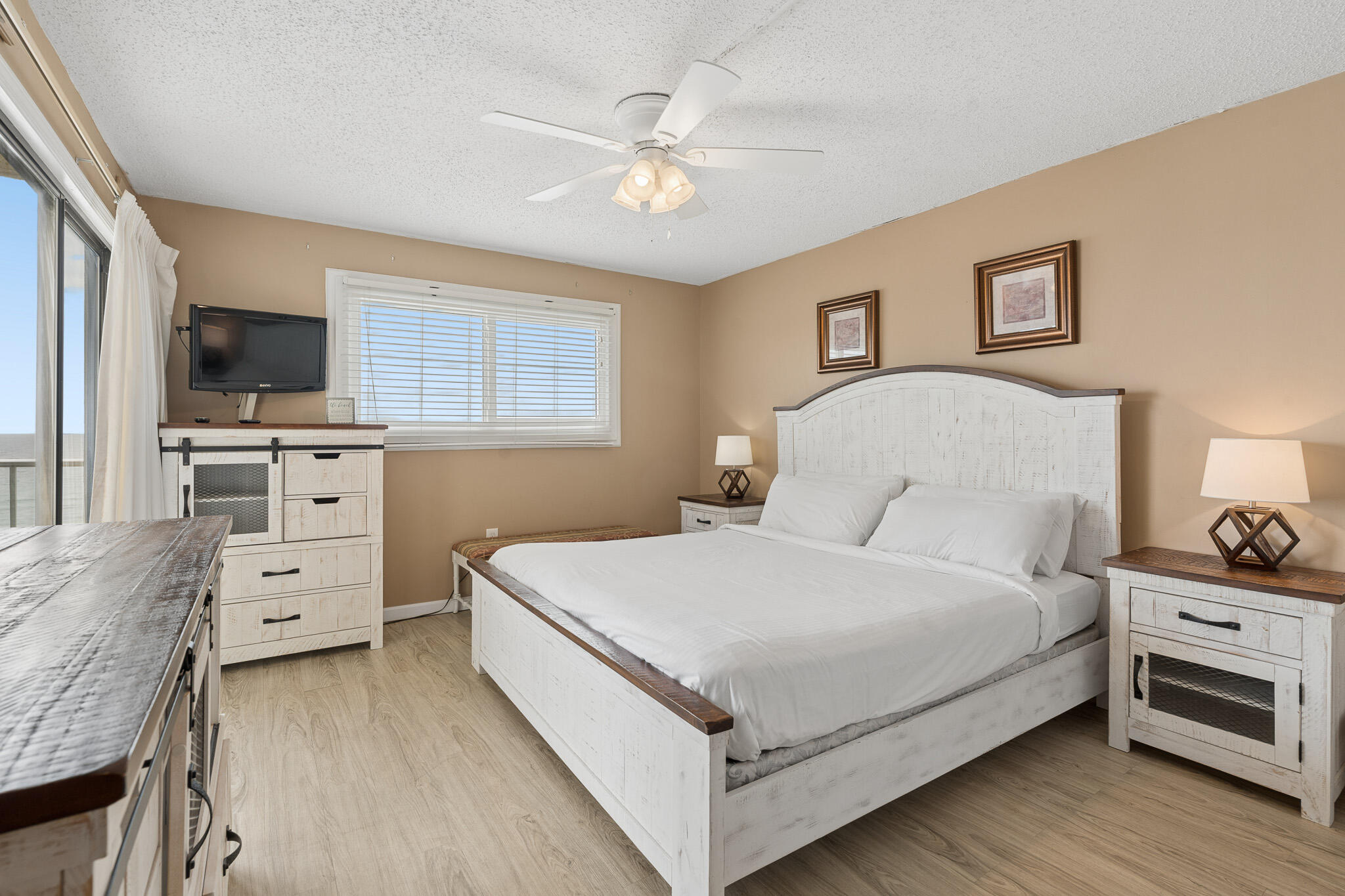5801 Thomas Drive Panama City Beach FL 32408