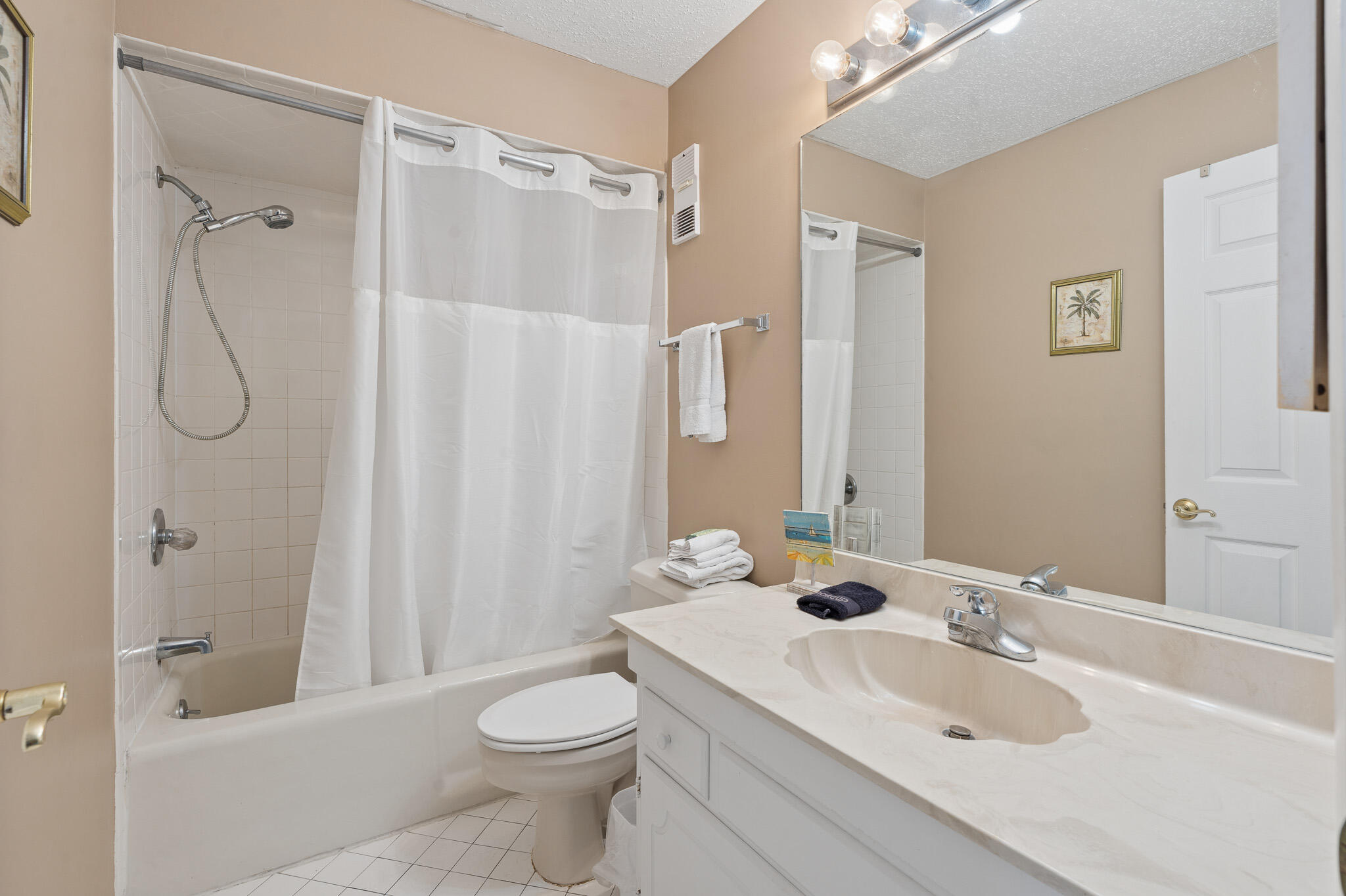 5801 Thomas Drive Panama City Beach FL 32408