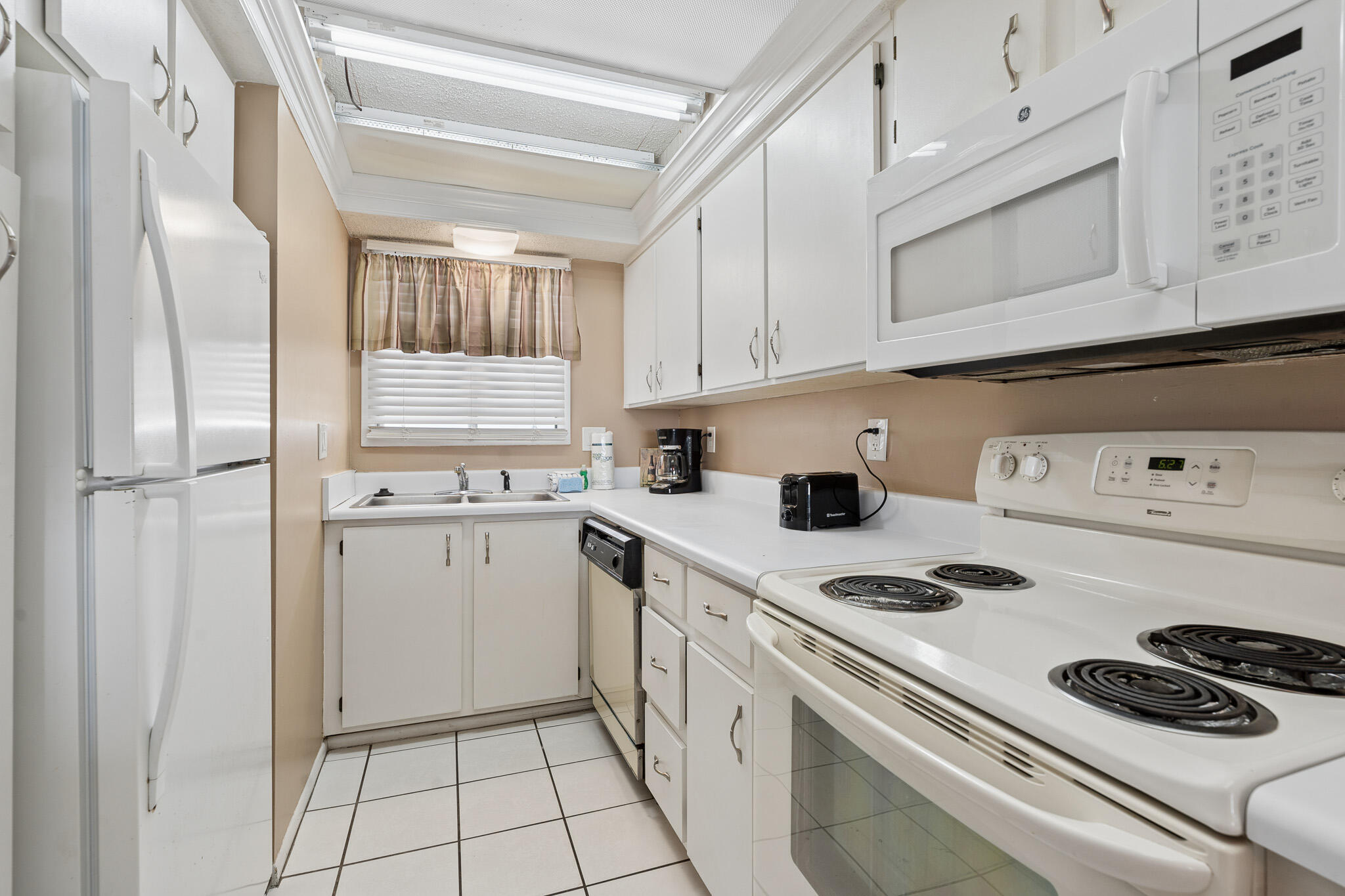 5801 Thomas Drive Panama City Beach FL 32408