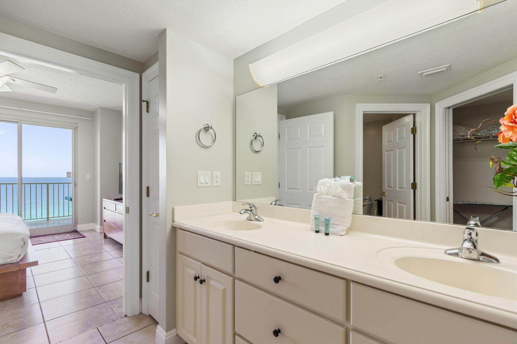 5004 Thomas Drive Panama City Beach FL 32408
