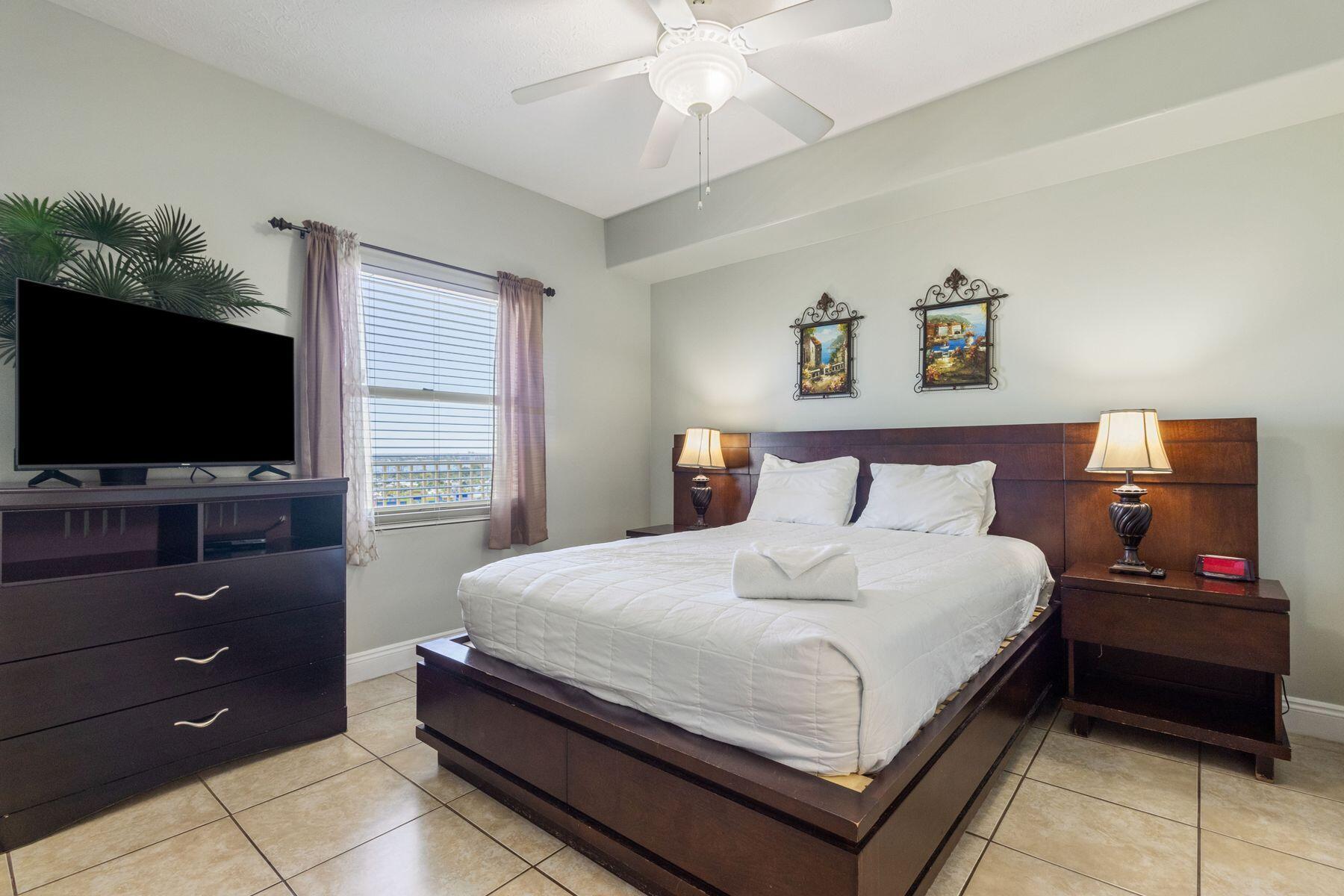 5004 Thomas Drive Panama City Beach FL 32408