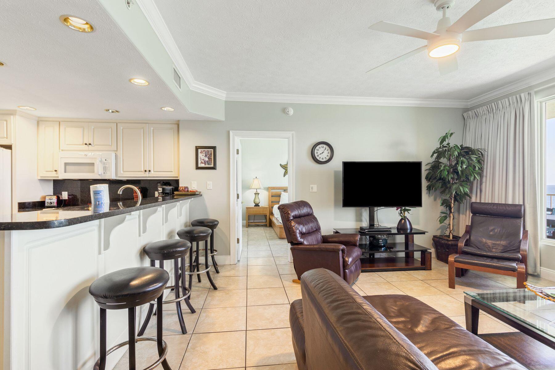 5004 Thomas Drive Panama City Beach FL 32408