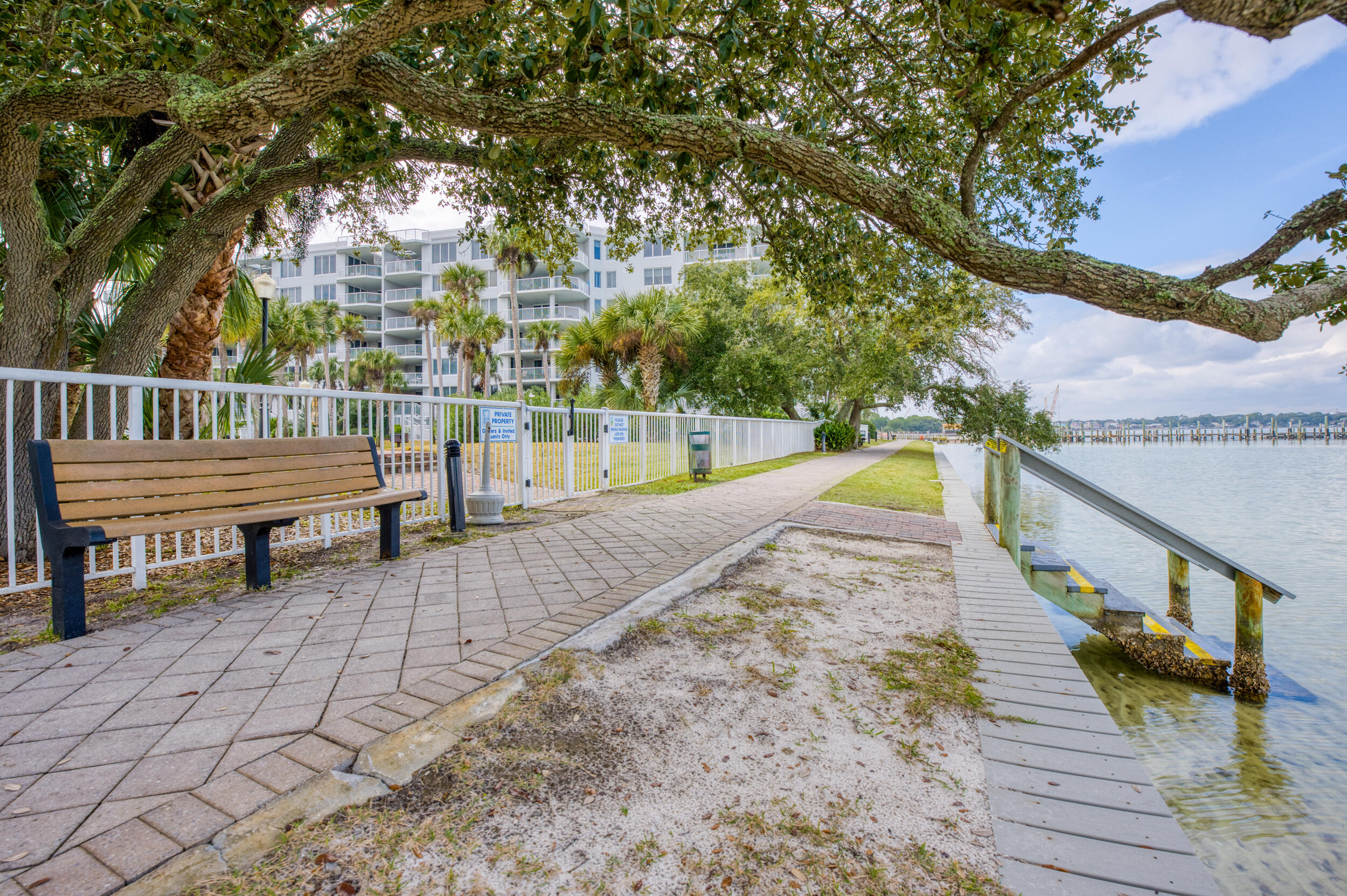 1515 SE Miracle Strip Parkway Fort Walton Beach FL 32548