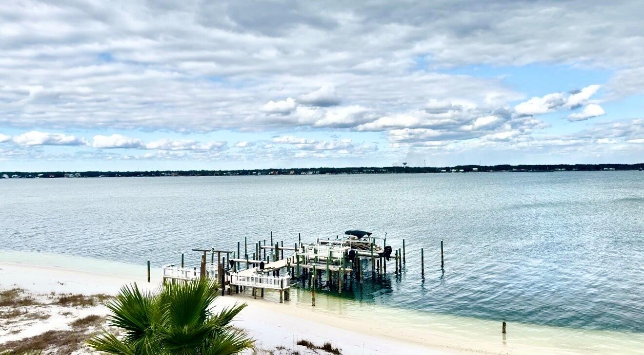 1440 Paradise Point Drive Navarre FL 32566