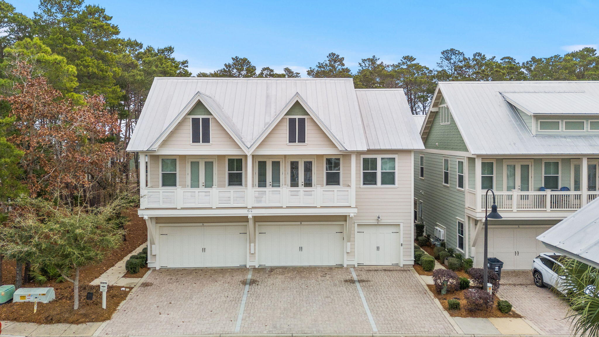 64 W Pine Lands Loop Inlet Beach FL 32461