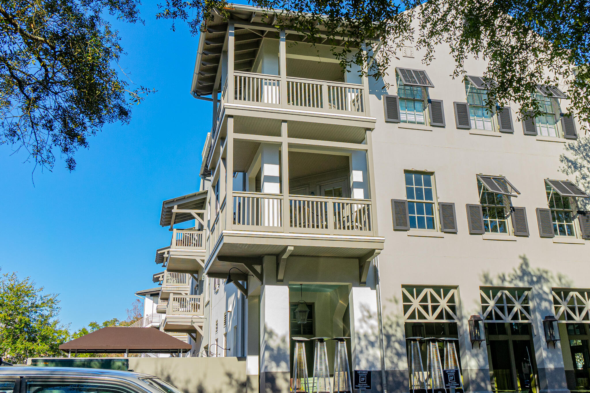 104 N Barrett Square Inlet Beach FL 32461