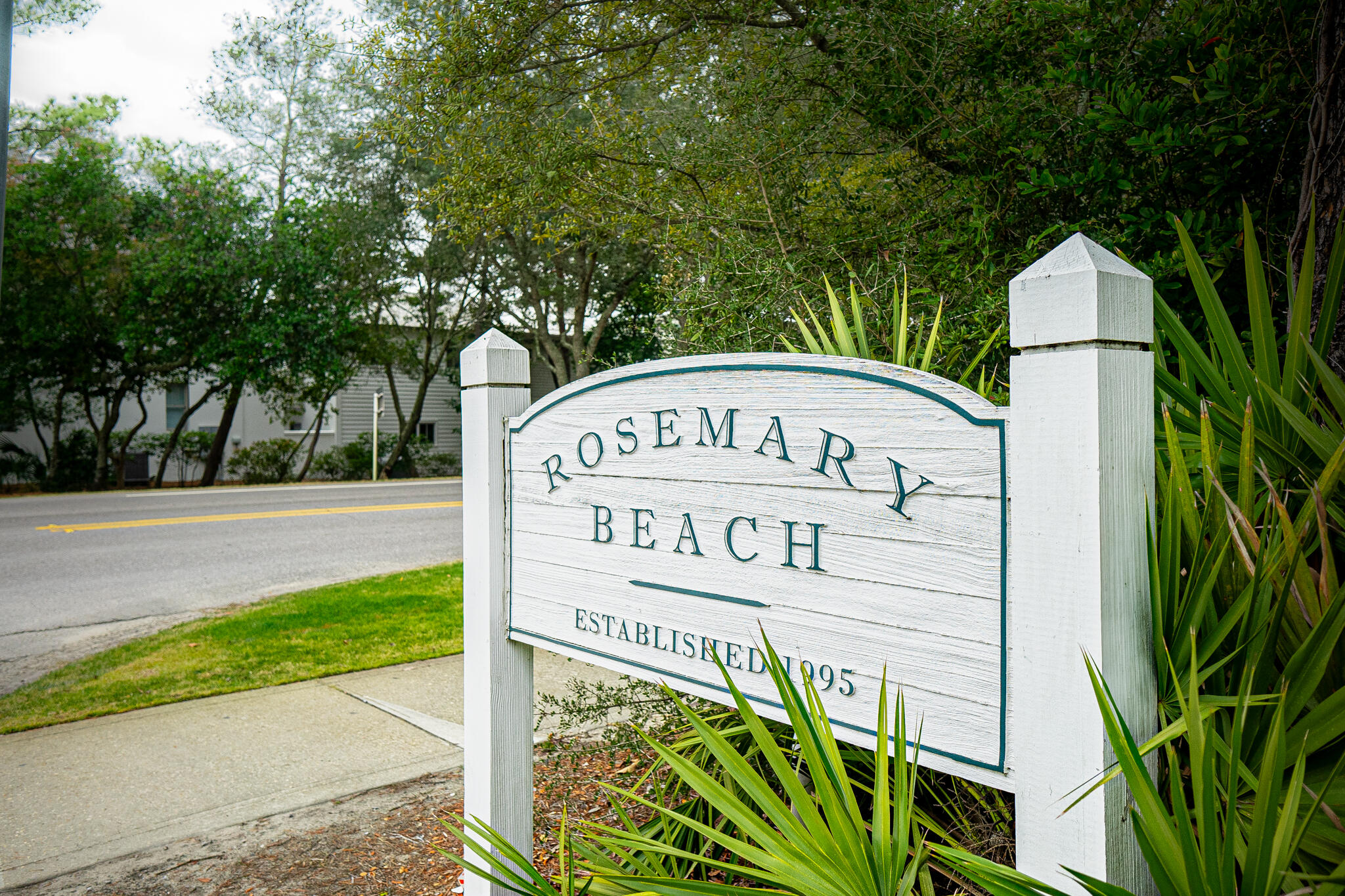 104 N Barrett Square Inlet Beach FL 32461