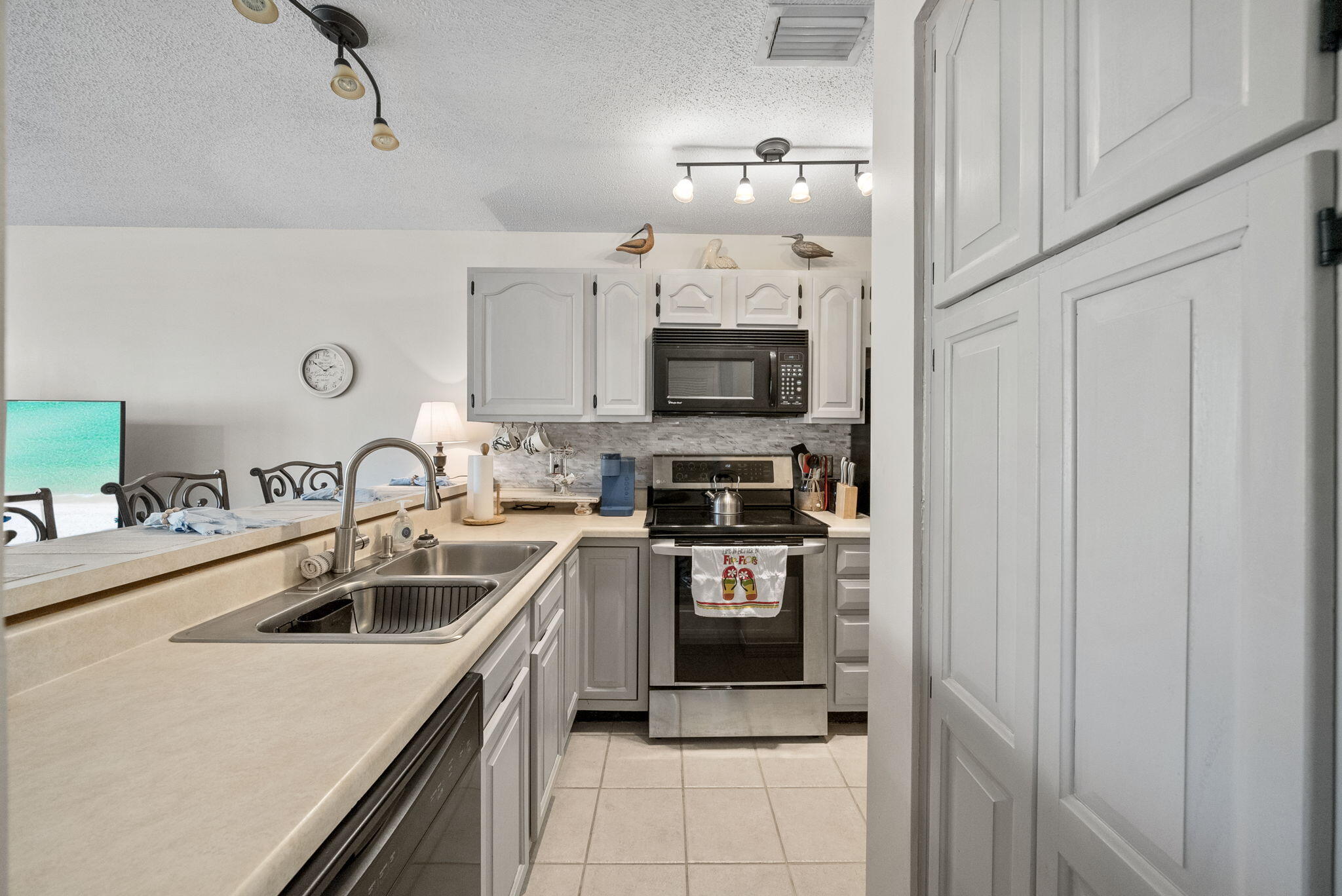 8730 S Thomas Drive Panama City Beach FL 32408