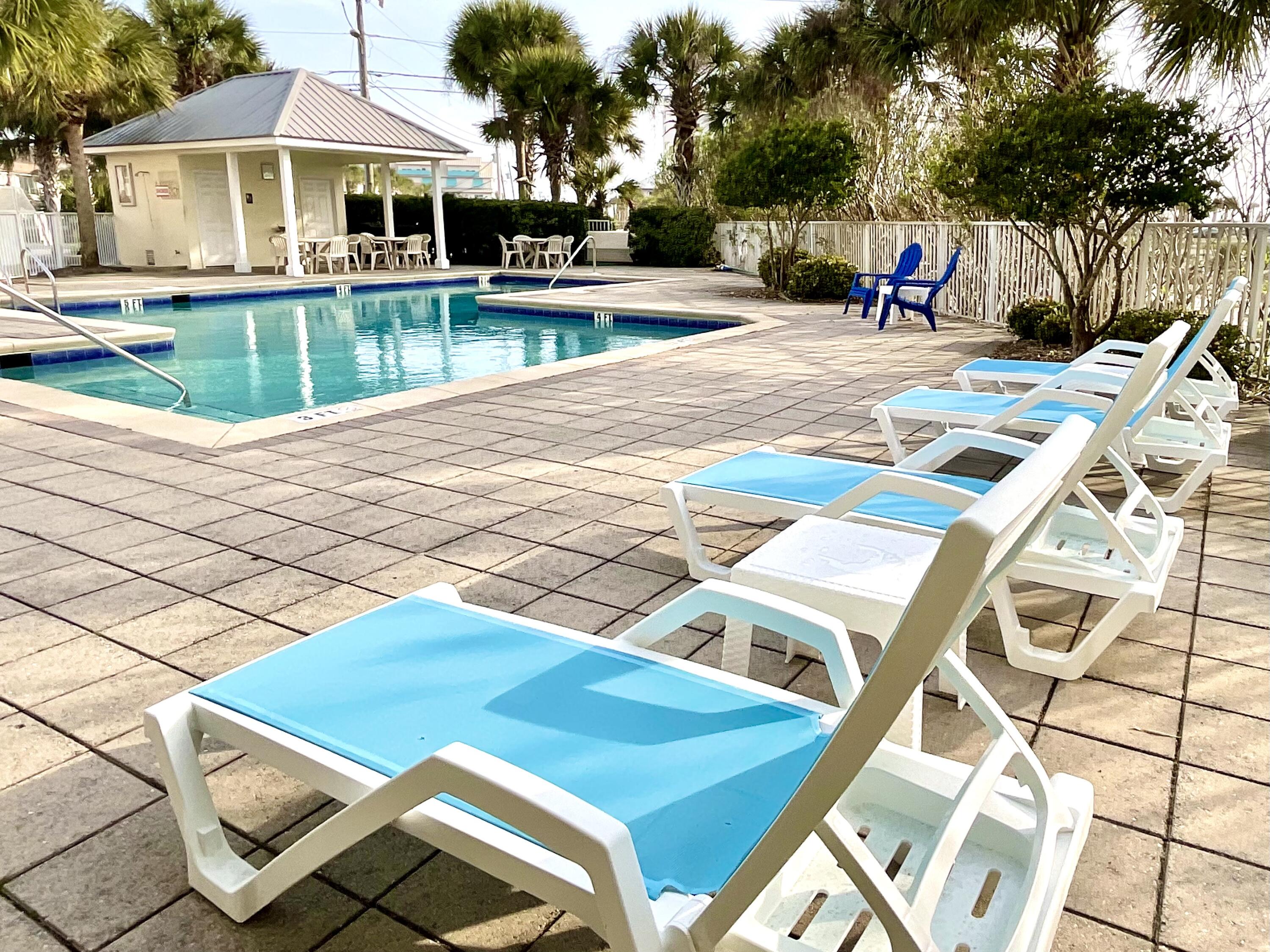 8436 Gulf Boulevard Navarre FL 32566