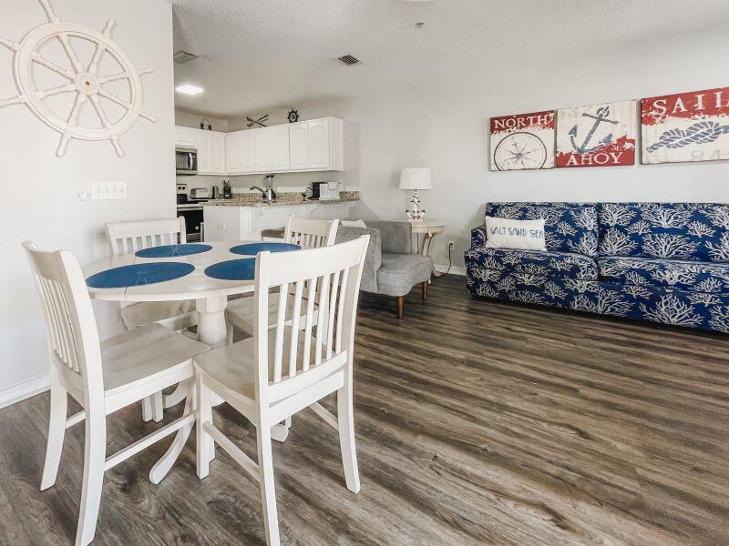 8436 Gulf Boulevard Navarre FL 32566