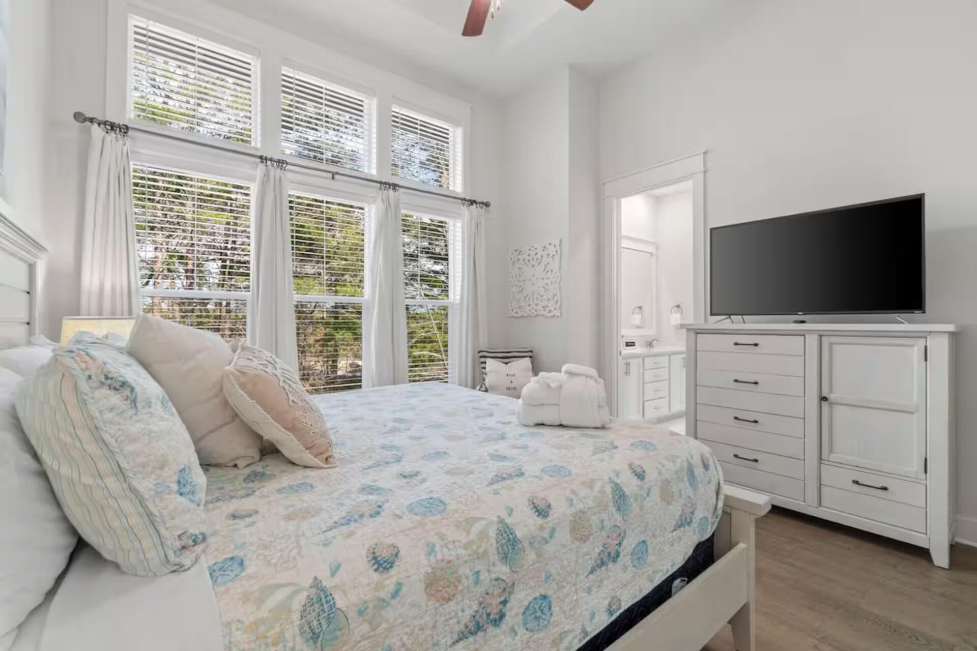 146 E Pine Lands Loop Inlet Beach FL 32461