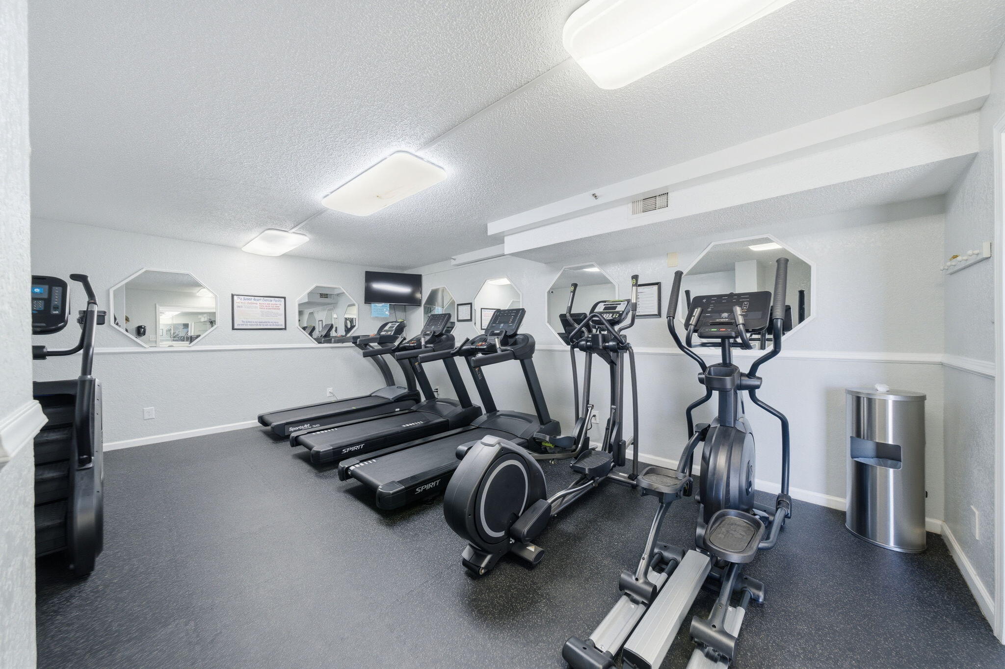 8743 Thomas Drive Panama City Beach FL 32408