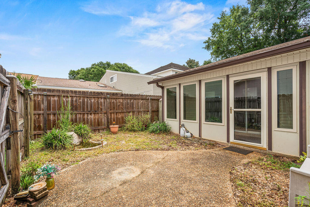 851 Holbrook Circle Fort Walton Beach FL 32547