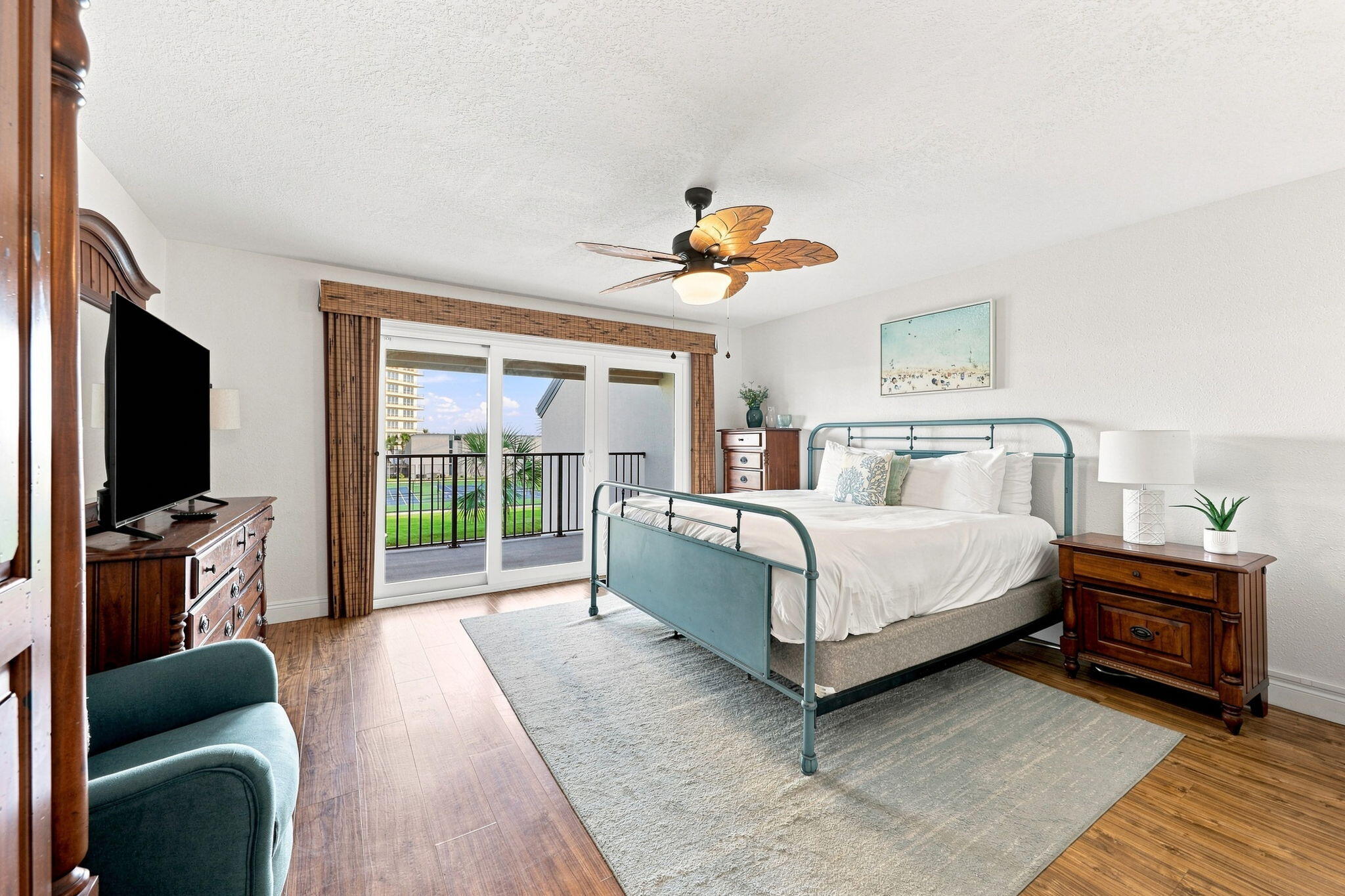 8727 Thomas Drive Panama City Beach FL 32408