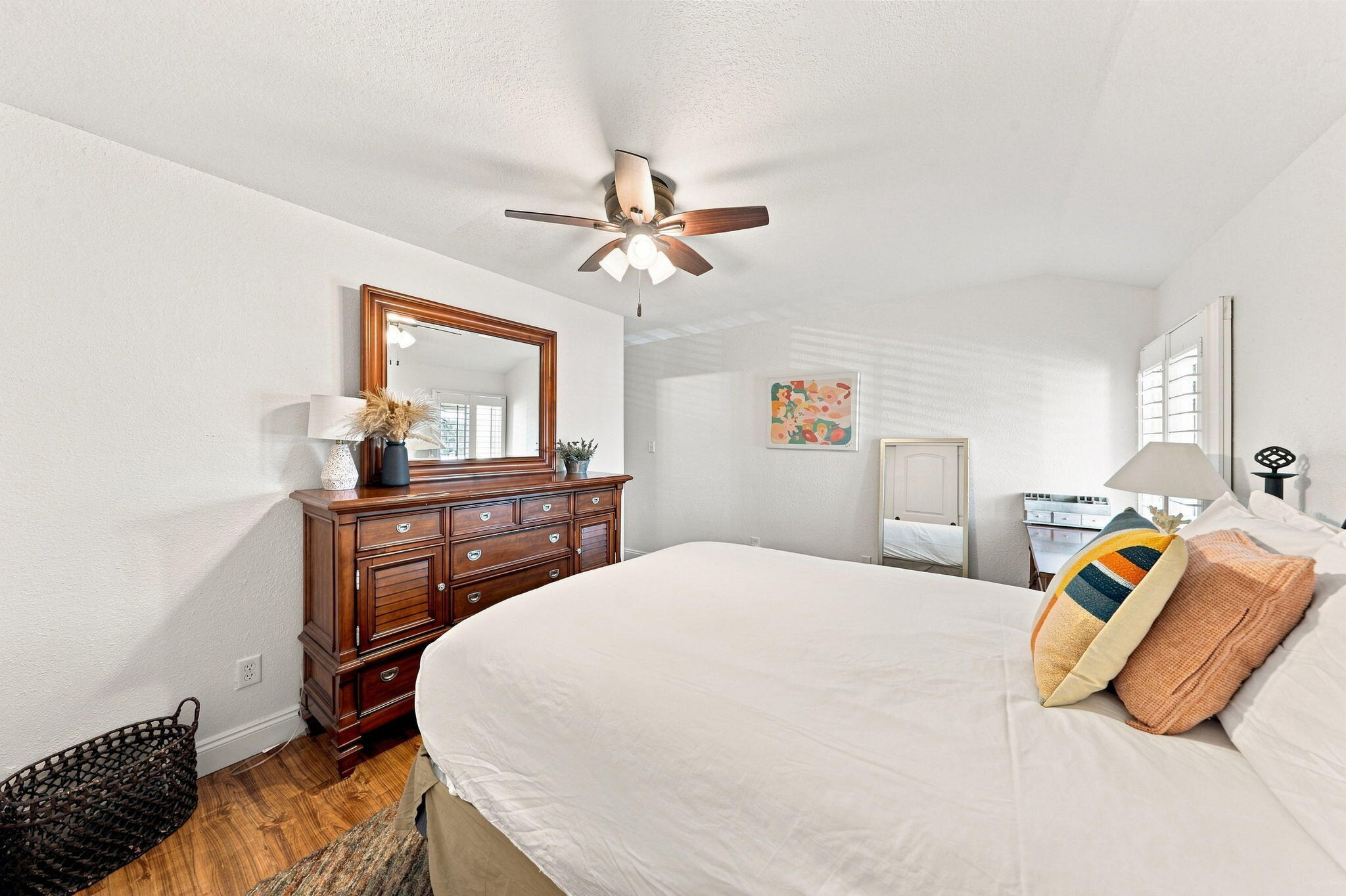 8727 Thomas Drive Panama City Beach FL 32408