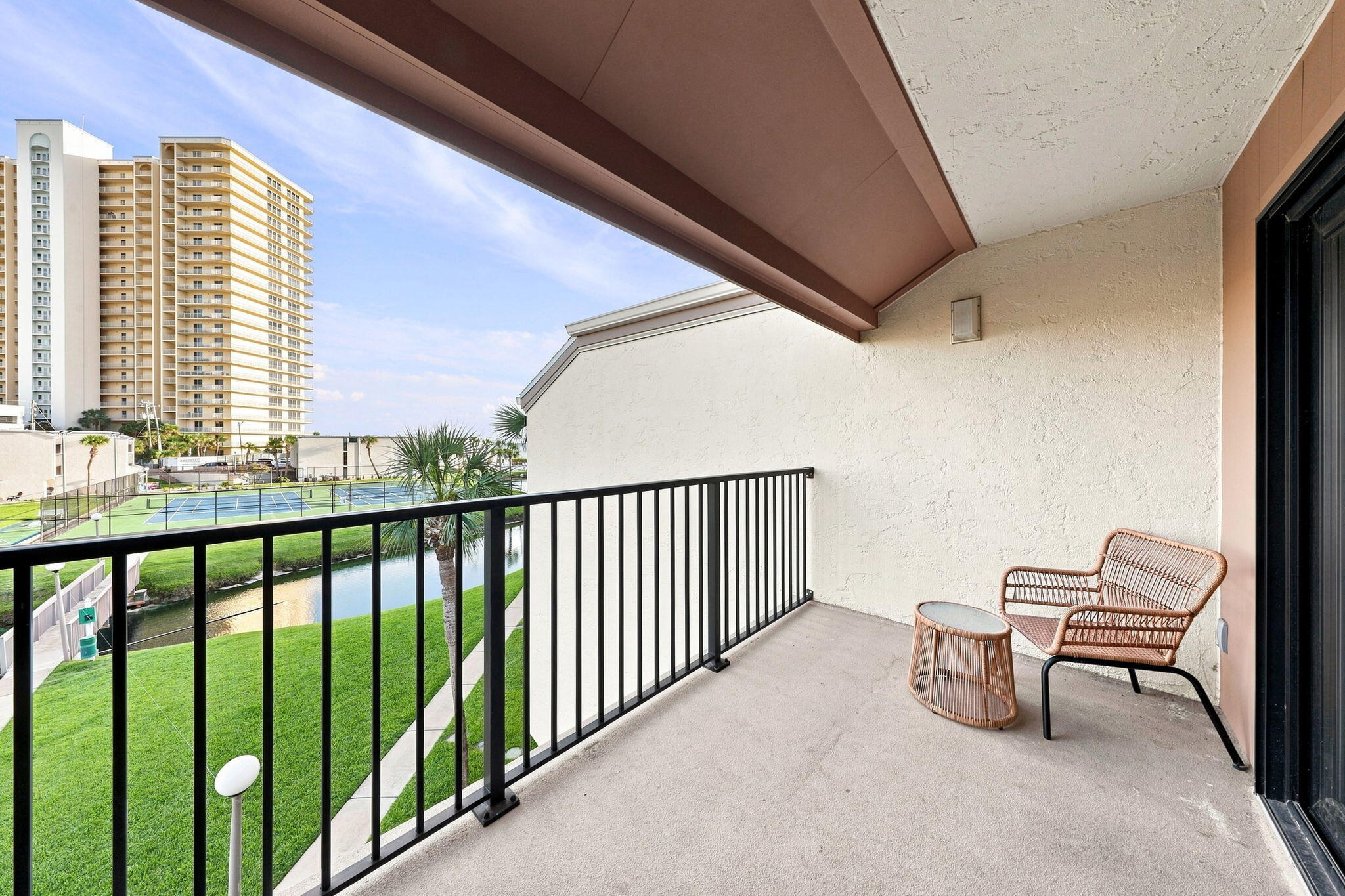 8727 Thomas Drive Panama City Beach FL 32408