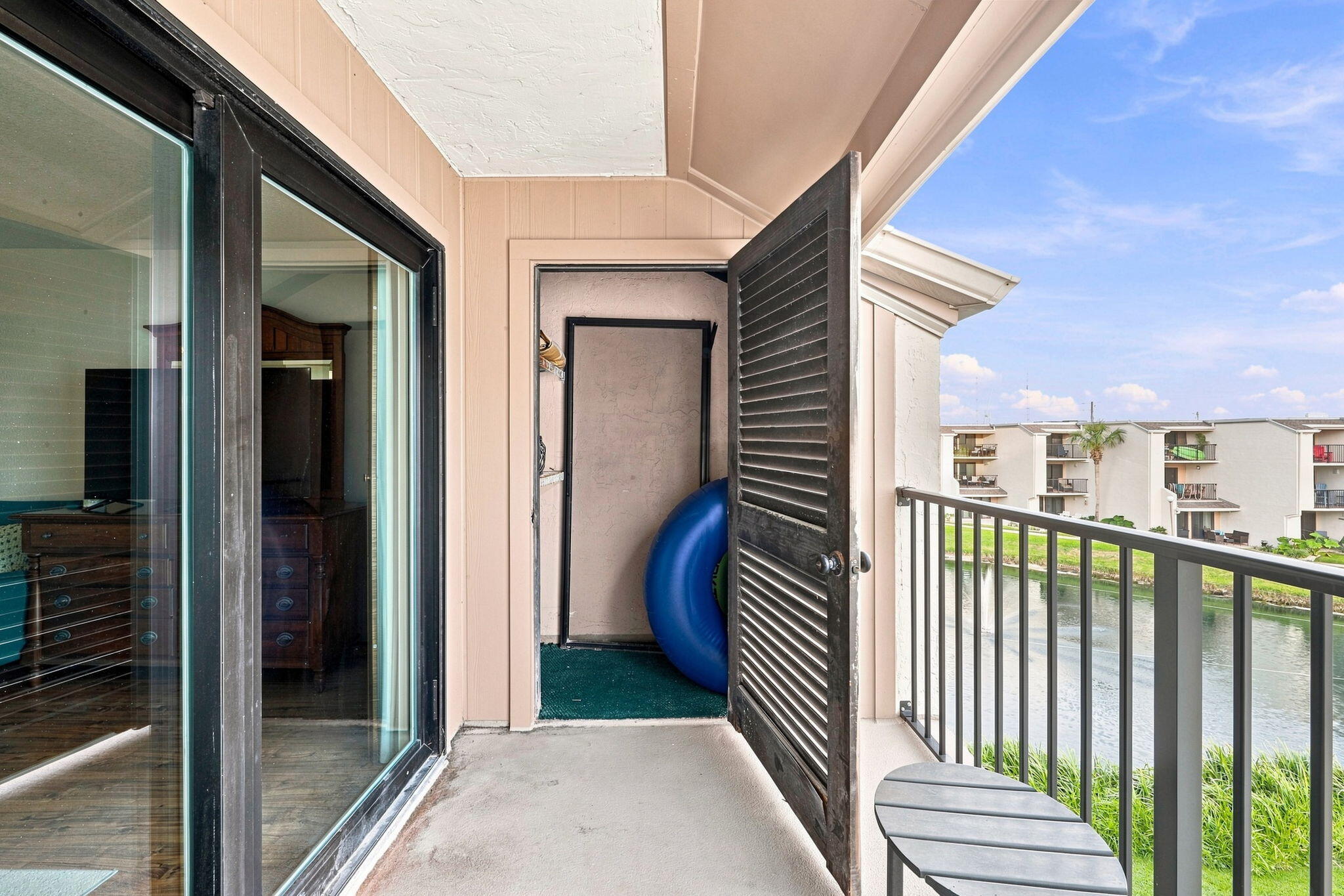 8727 Thomas Drive Panama City Beach FL 32408