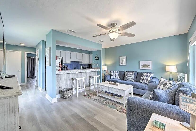 6829 Thomas Drive Panama City Beach FL 32408